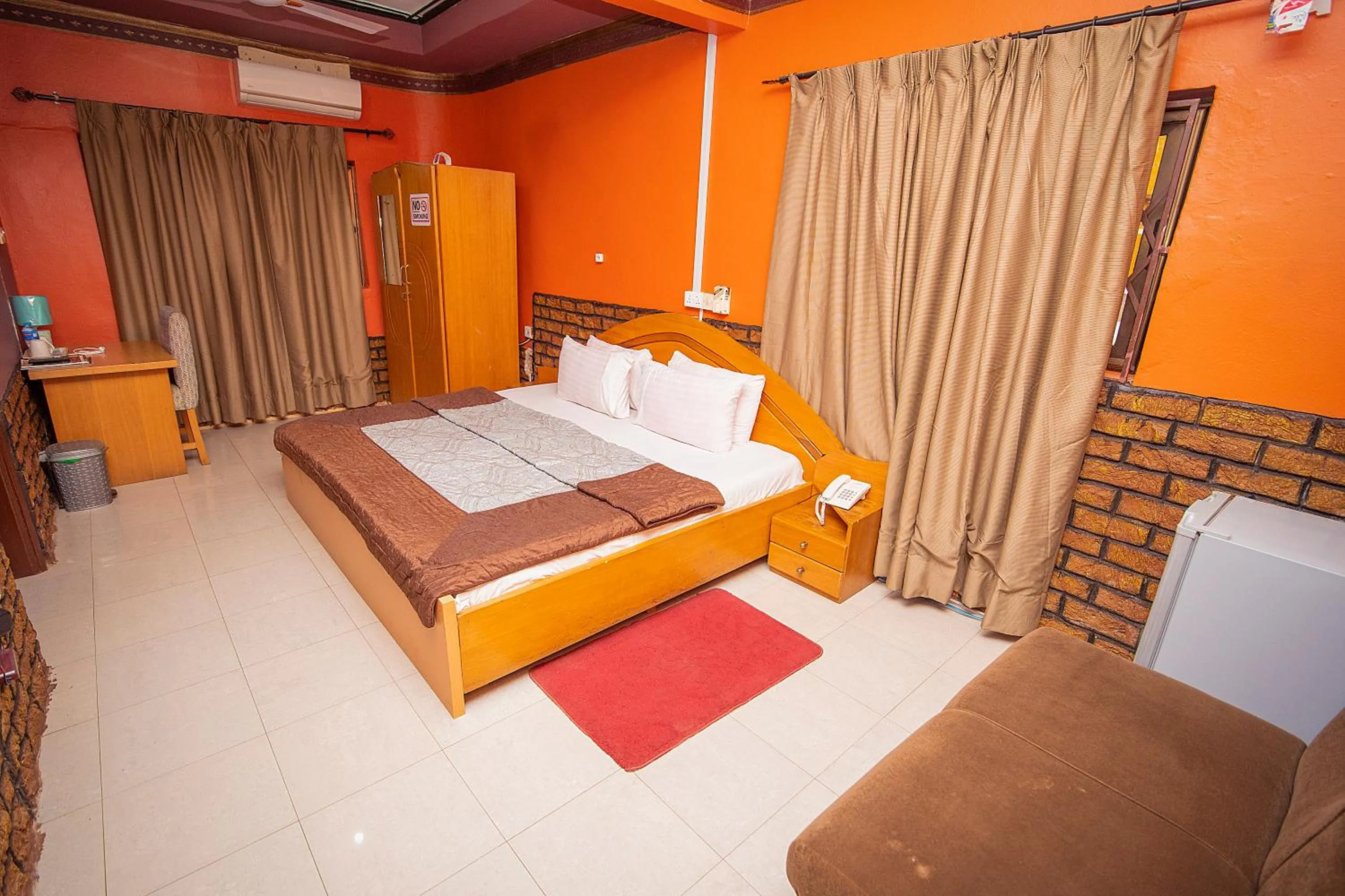Bed in Hilton View Hotel