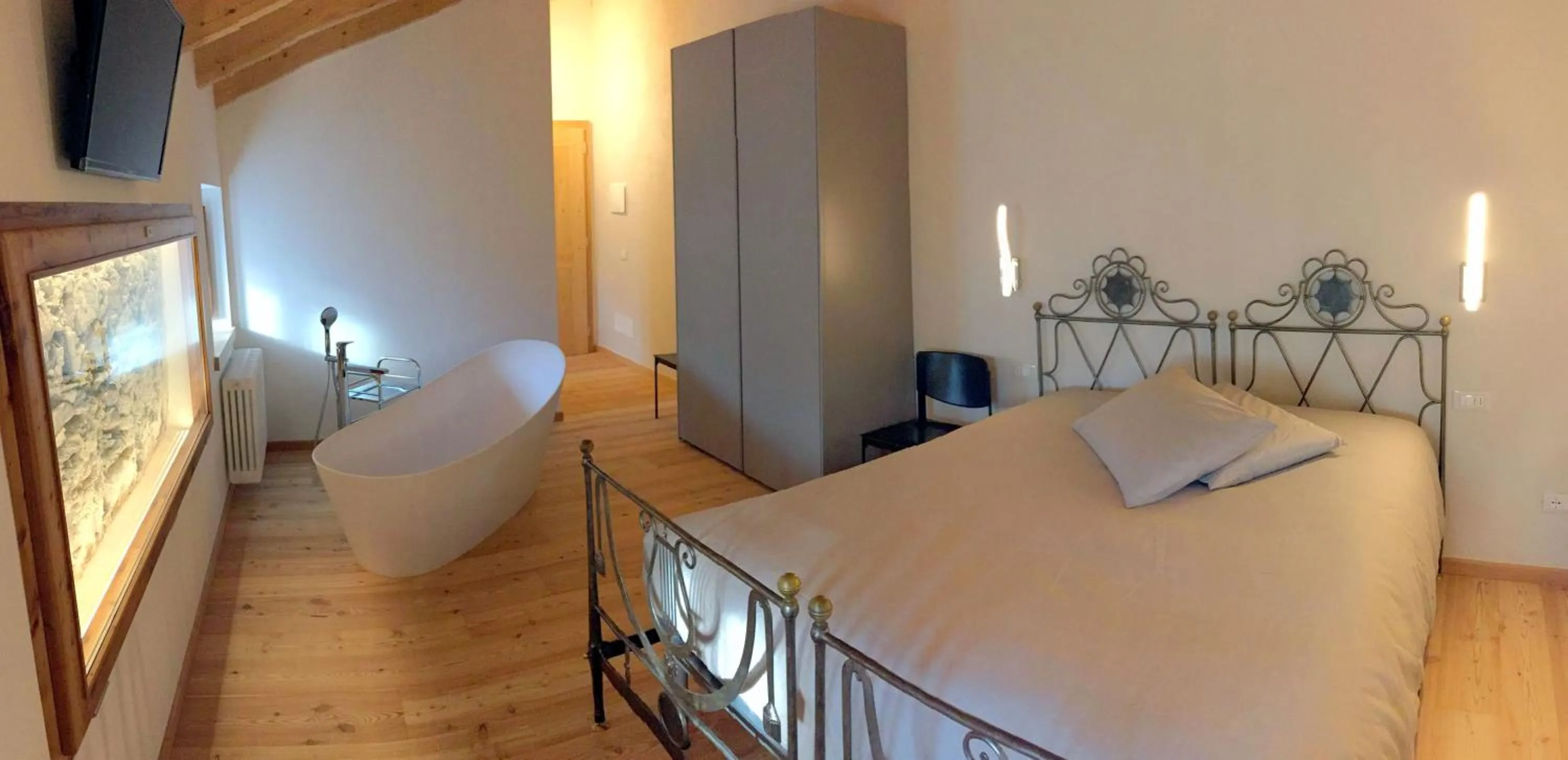 Photo of the whole room, Bed in Hotel Albrici