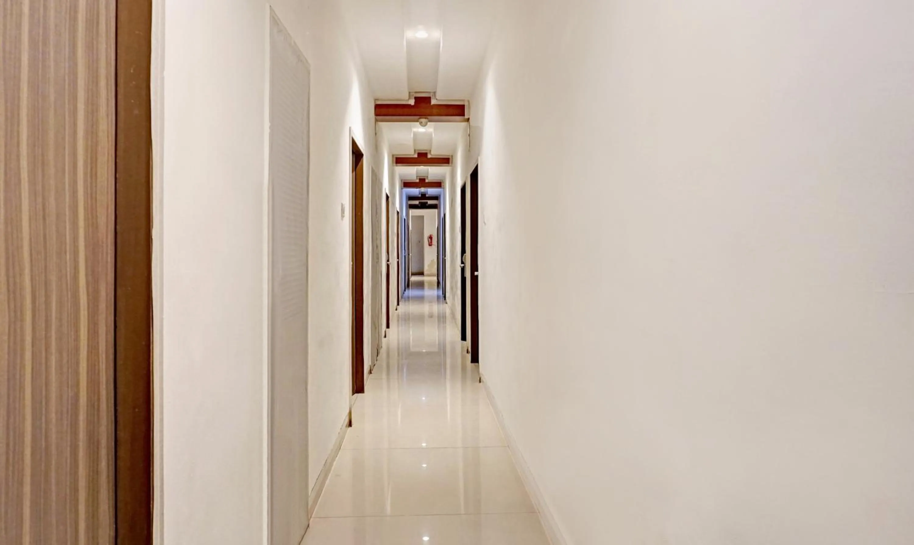 Hotel Madhav International Pune Railway Station