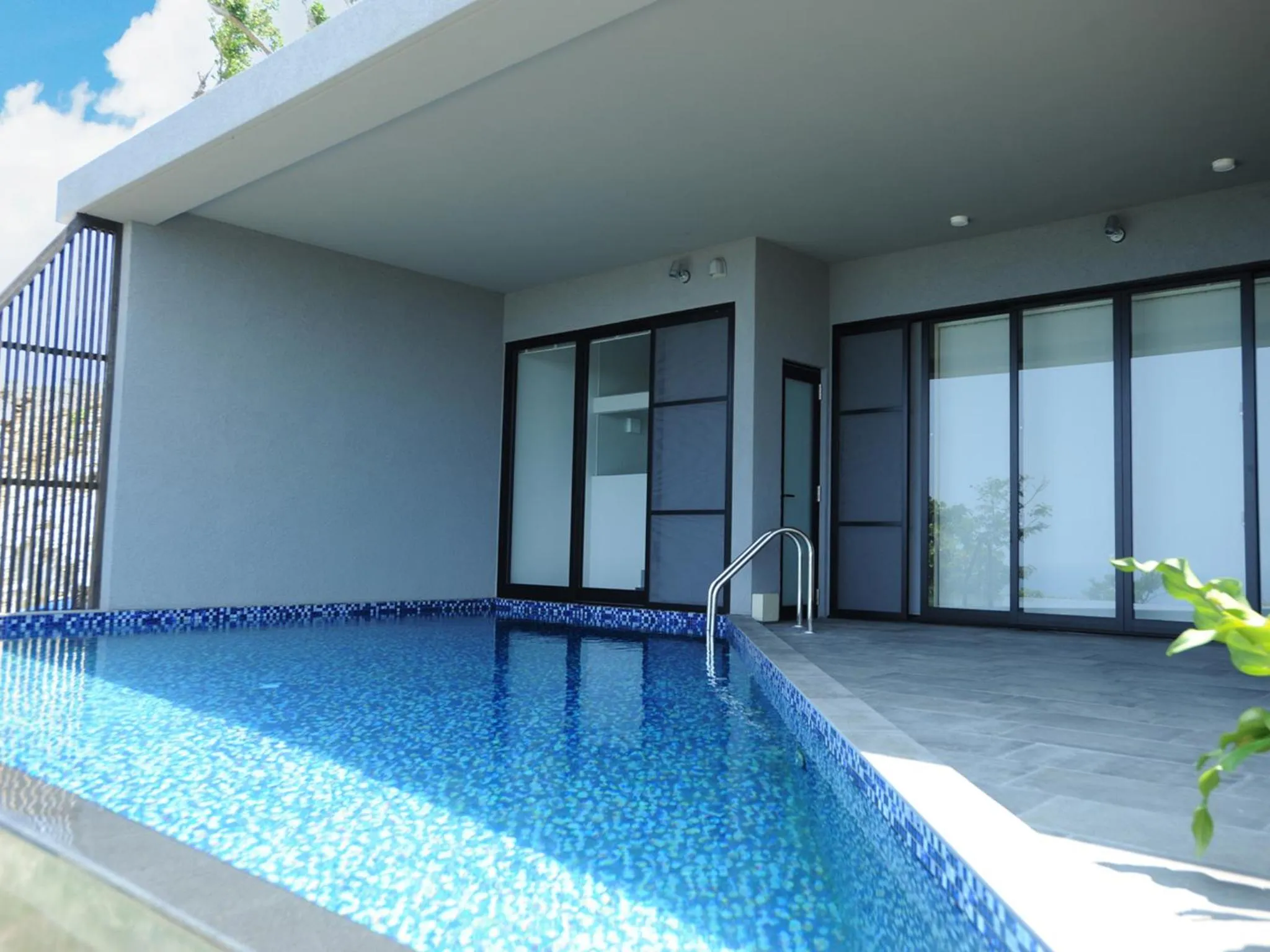 Photo of the whole room in Hanalee Villa Kouri