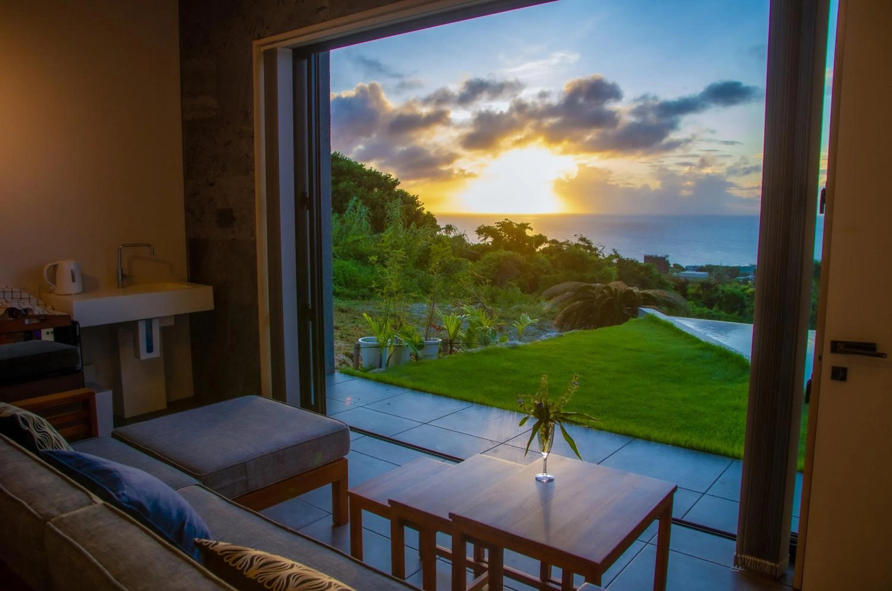 Balcony/Terrace in Hanalee Villa Kouri