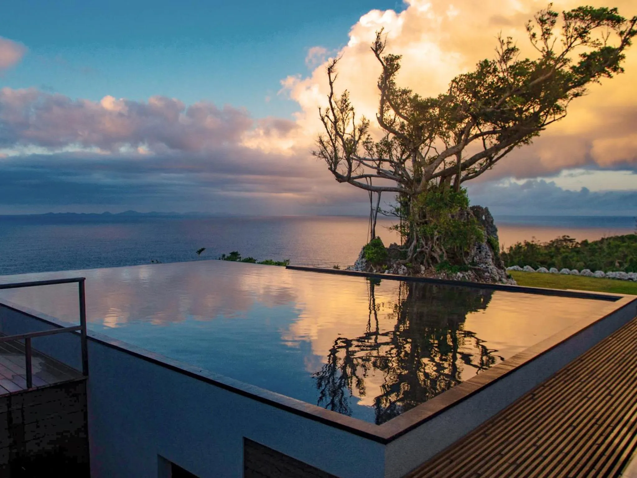 Property building in Hanalee Villa Kouri