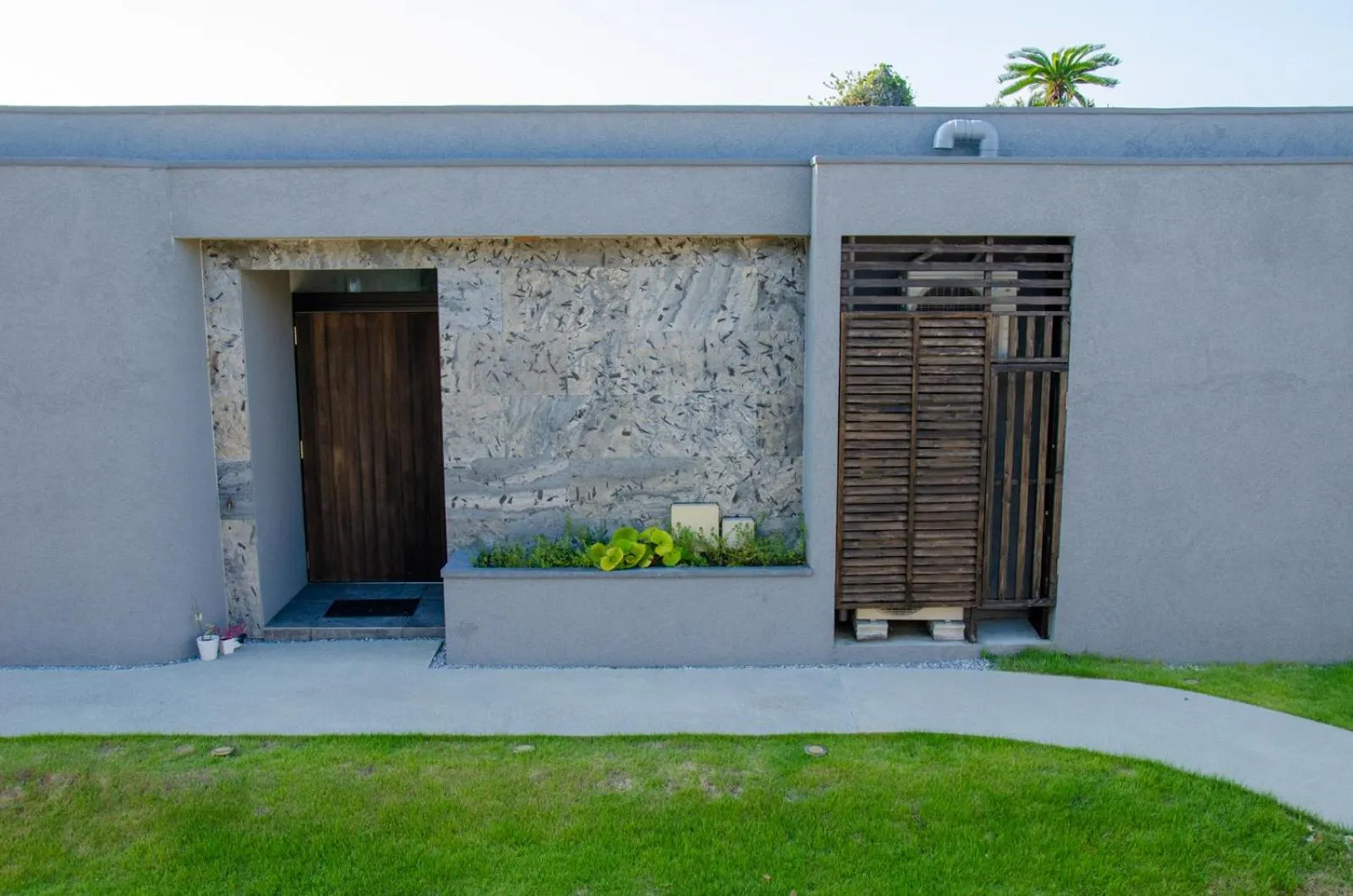 Facade/entrance in Hanalee Villa Kouri