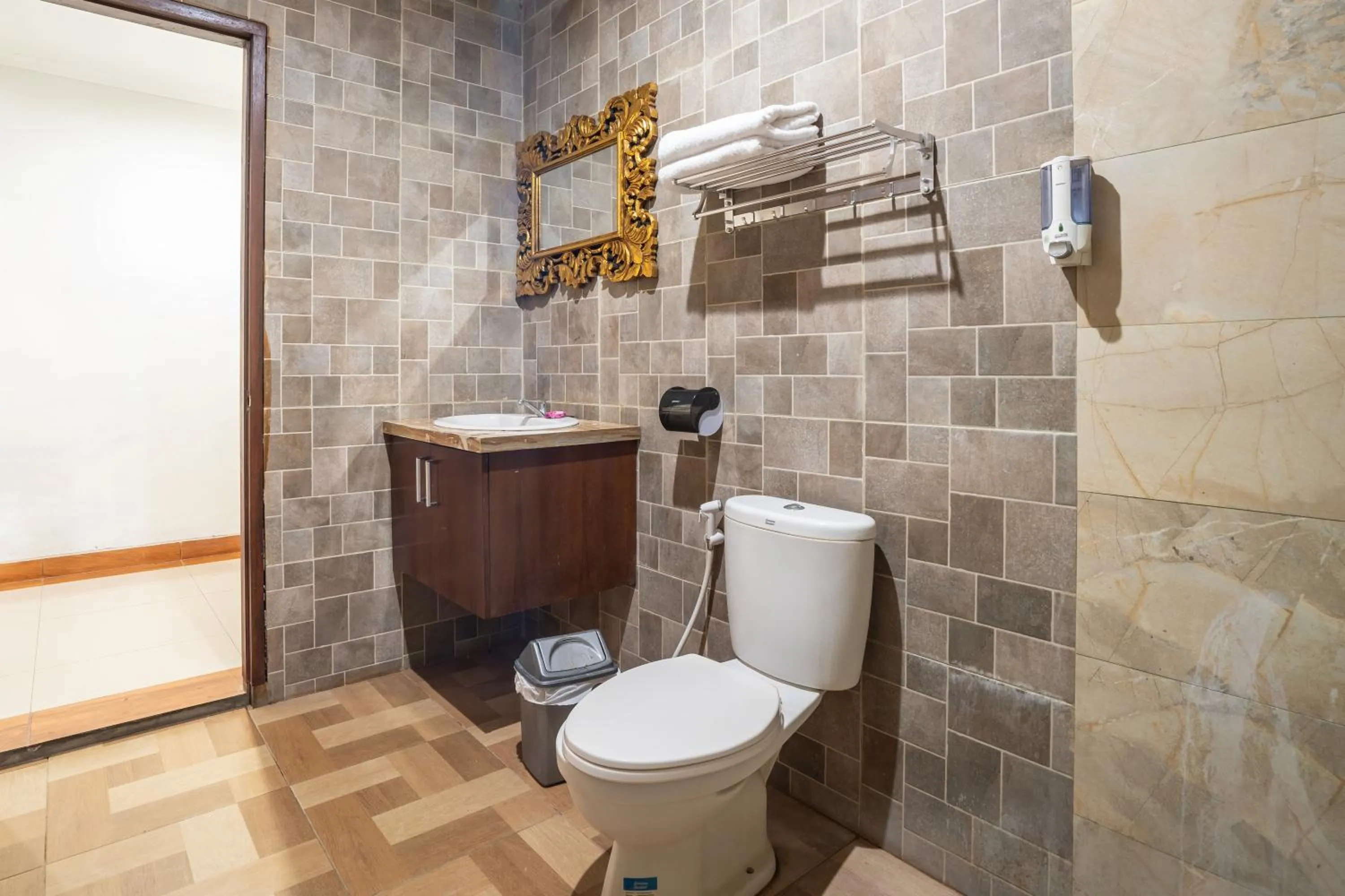 Toilet in Nirmala Guest House Surf Keramas