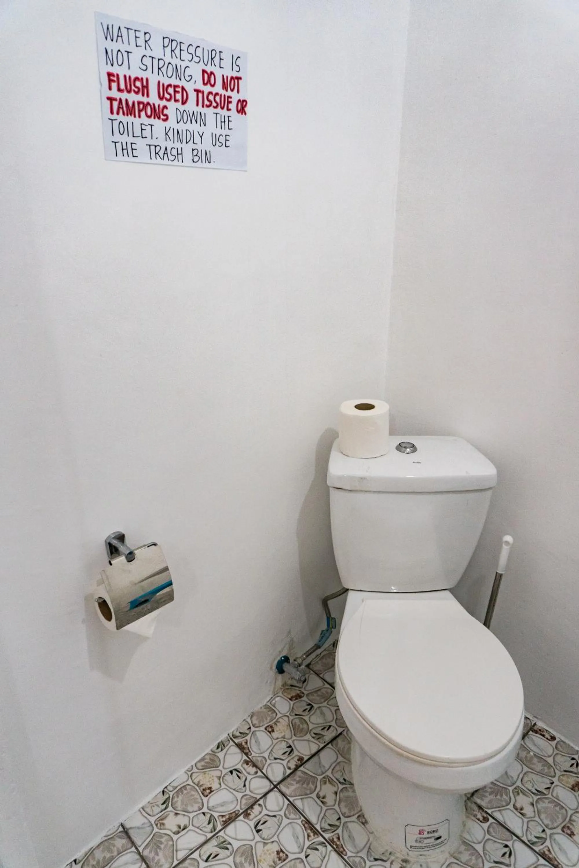 Toilet in Island Girl Bed and Breakfast