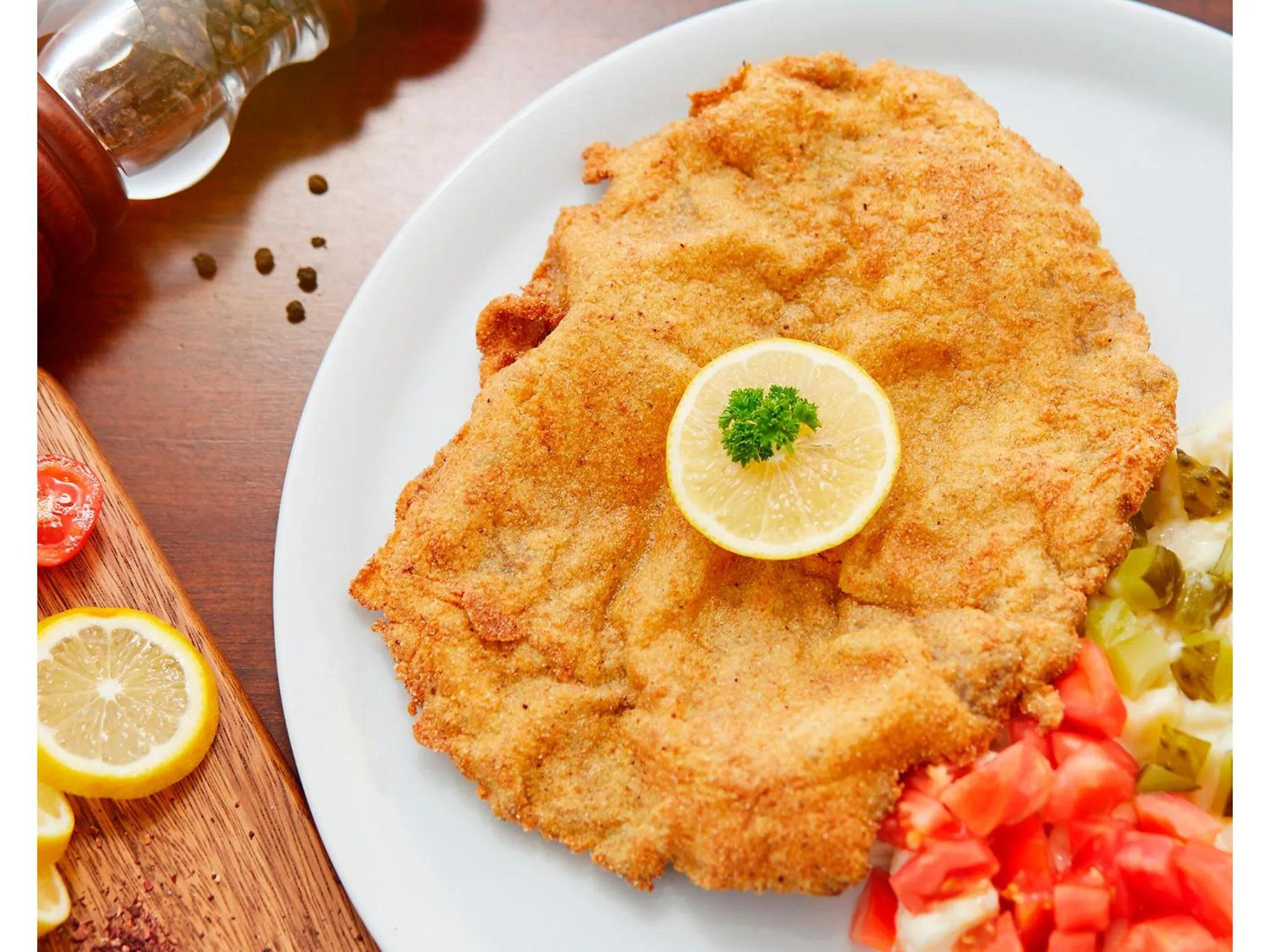 Restaurant/places to eat in Kordon Hotel Pasaport