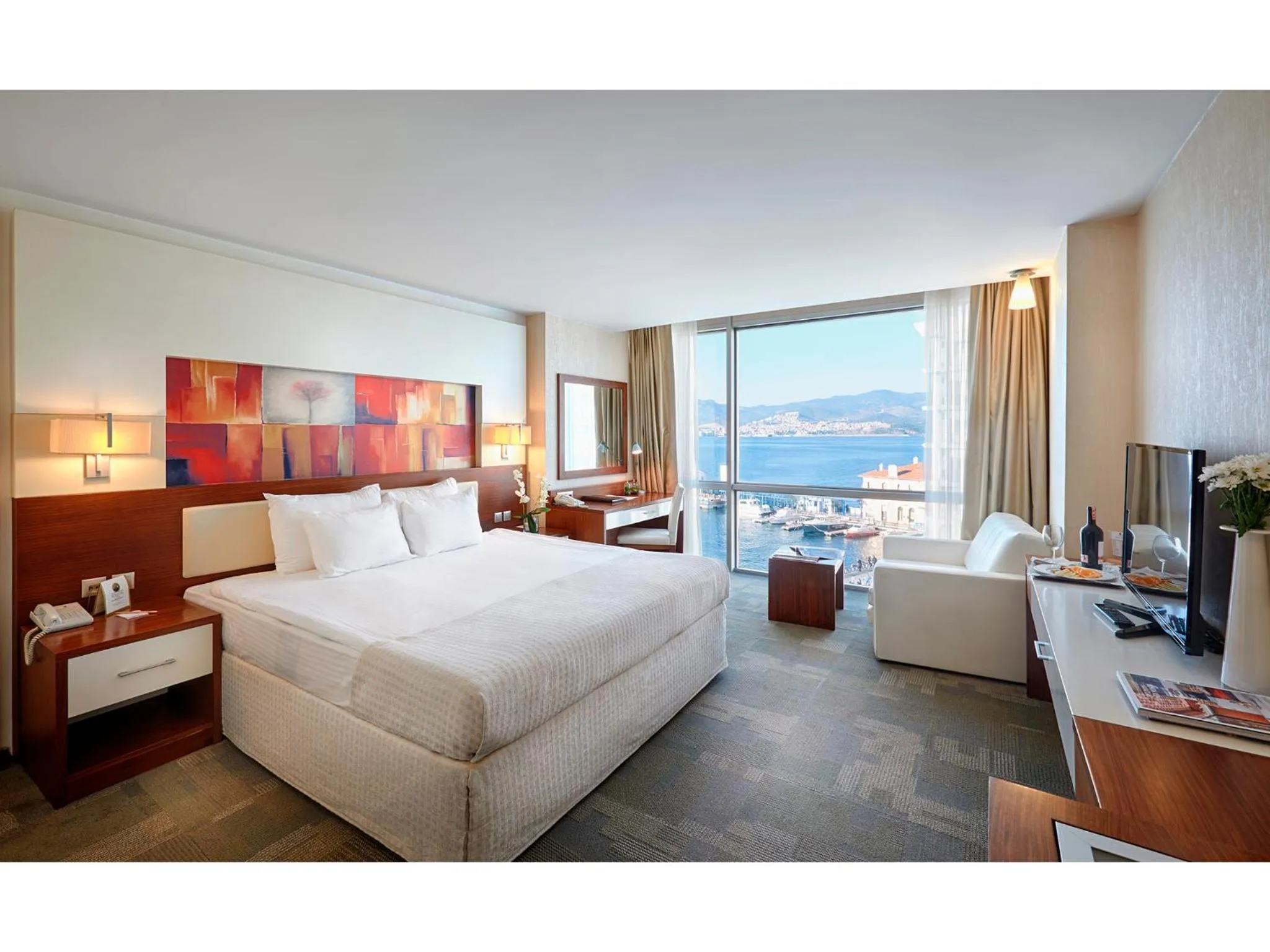 Photo of the whole room, Bed in Kordon Hotel Pasaport