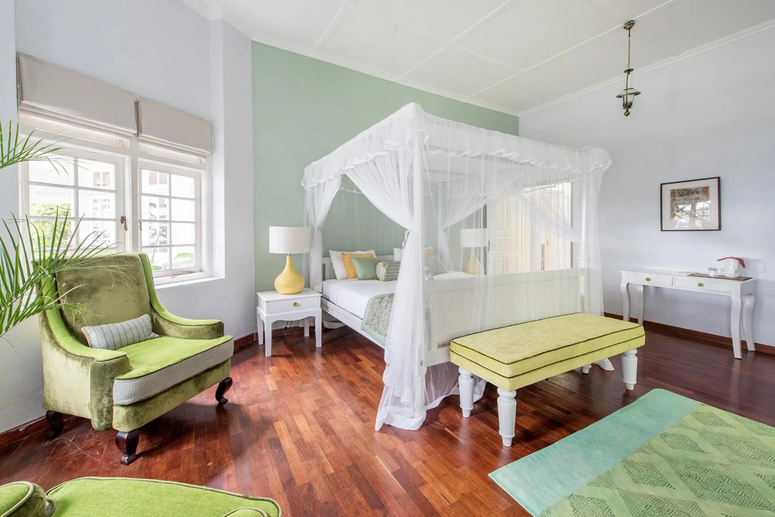 Bed in Ashburnham Estate-98 Acre Tea Estate with Private Waterfalls