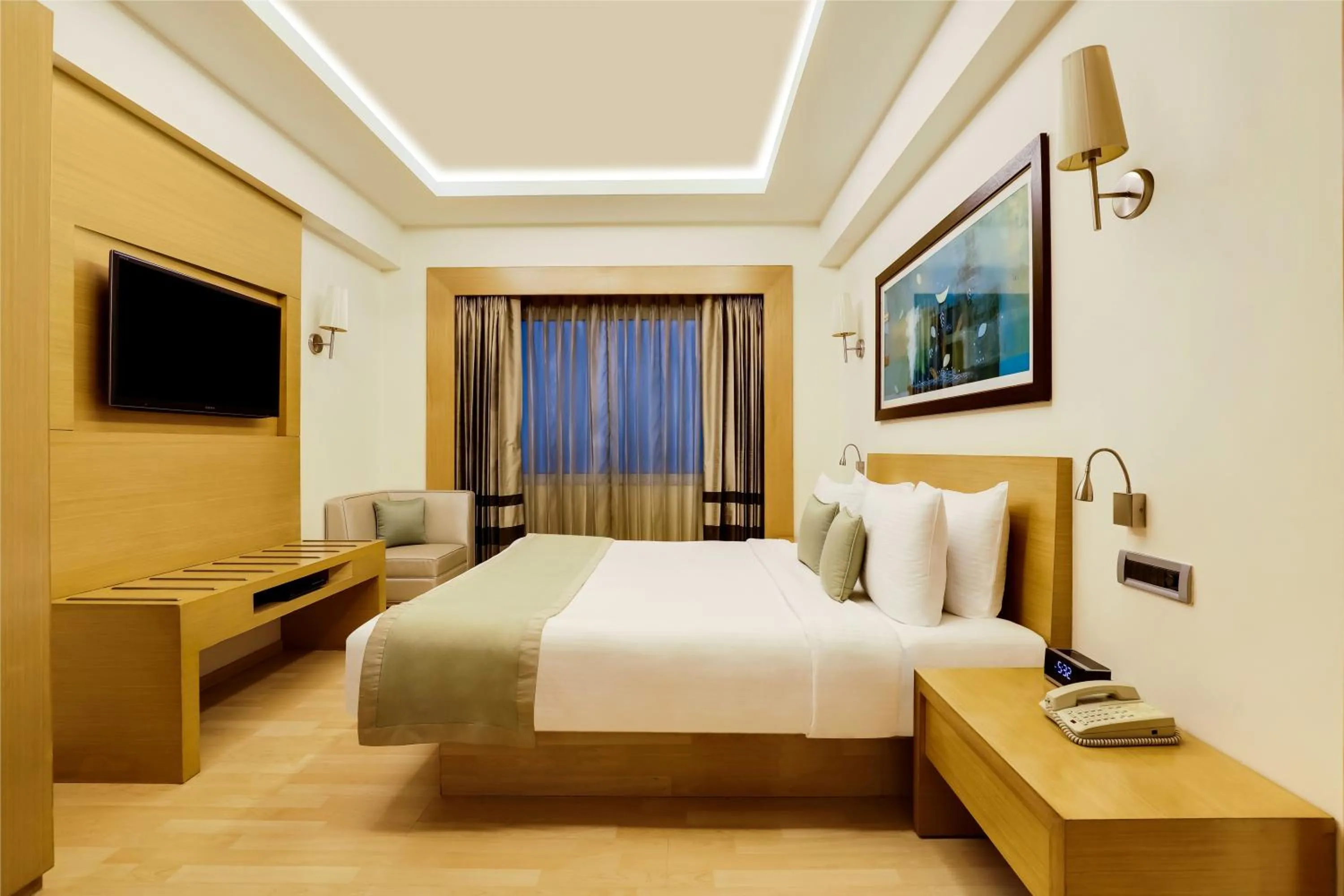 Bedroom, Bed in Lemon Tree Premier, Delhi Airport