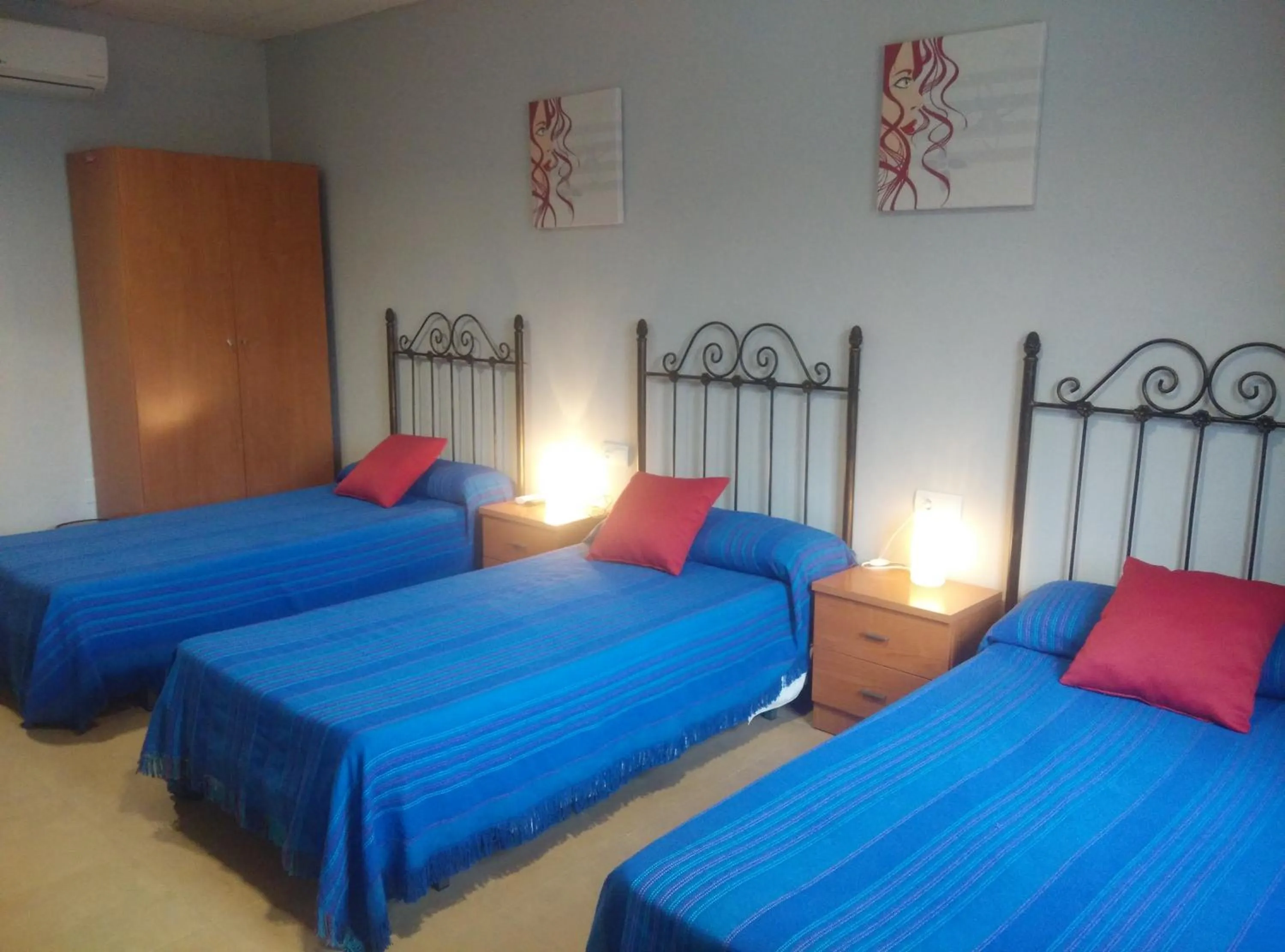 Bed in Hostal la Molina