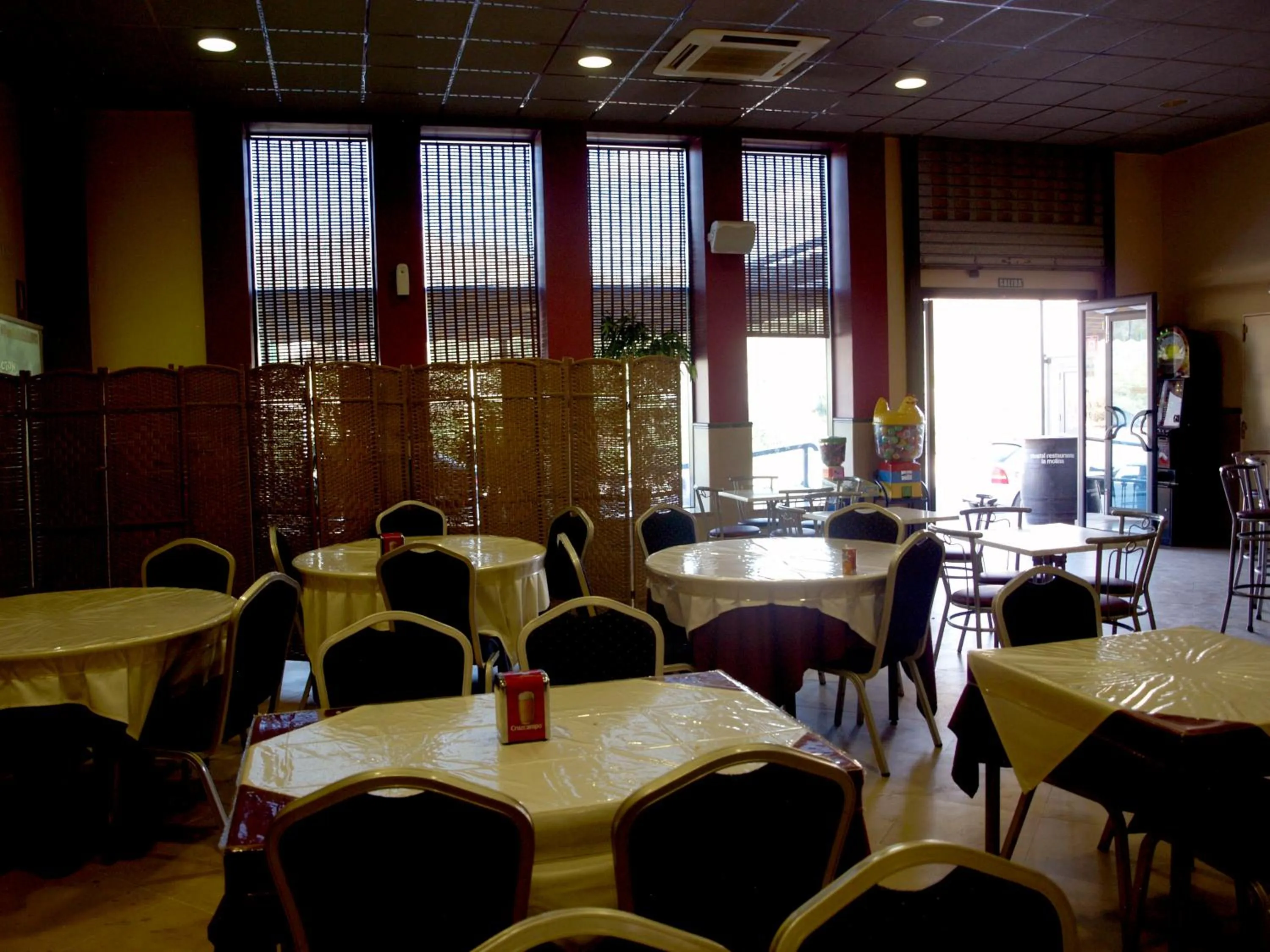 Restaurant/places to eat in Hostal la Molina