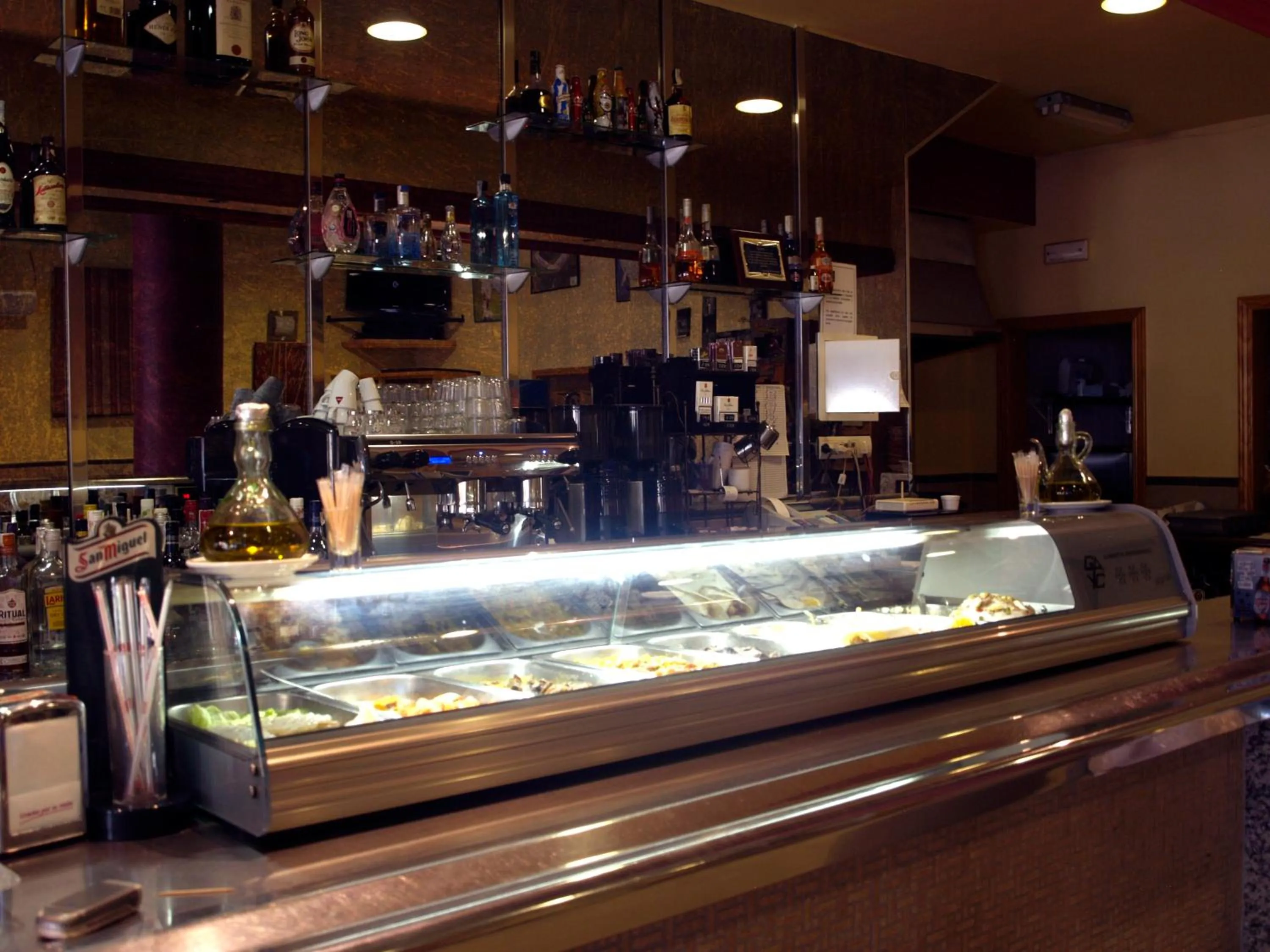 Restaurant/places to eat in Hostal la Molina