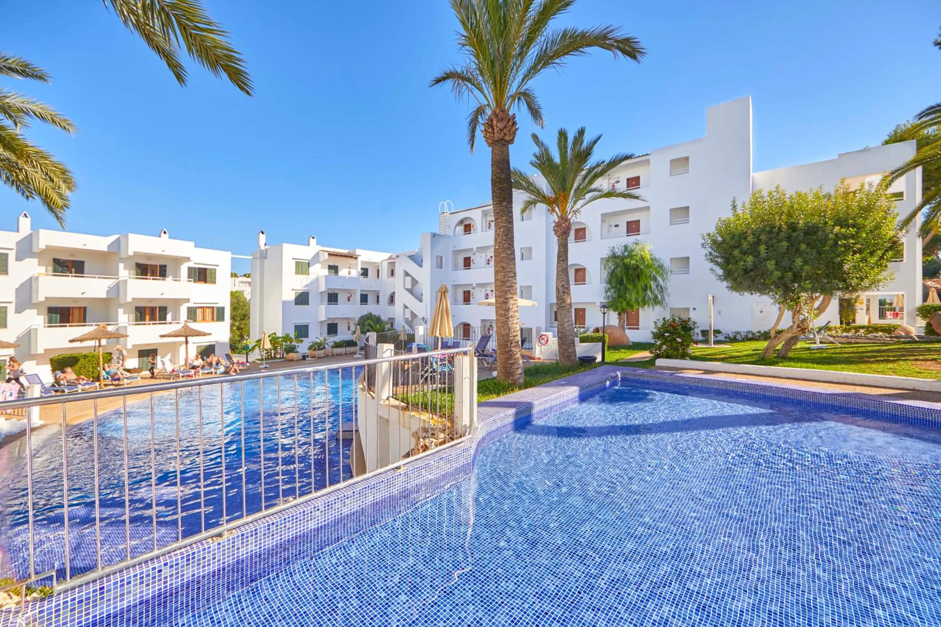 Property building in Gavimar Cala Gran Hotel and Apartments