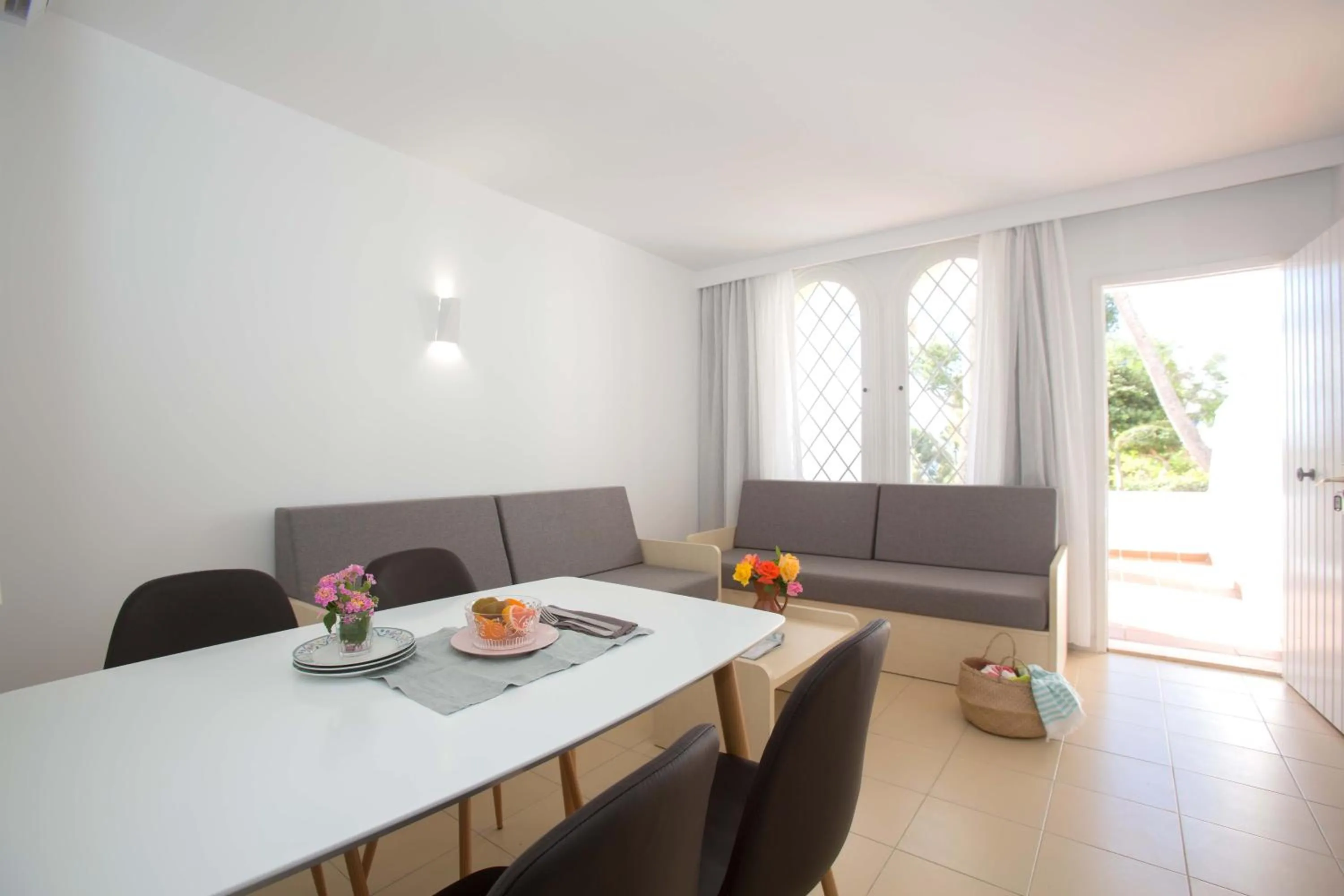 Dining area in Gavimar Ariel Chico Hotel and Apartments