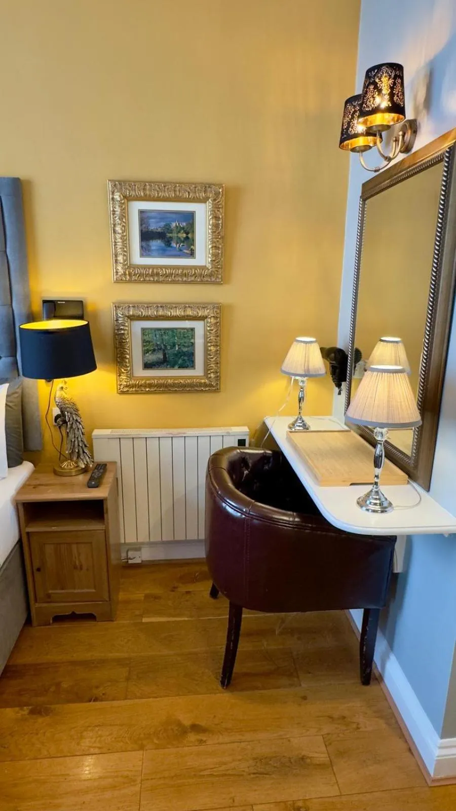 minibar in Piccolino Hyde Park Hotel