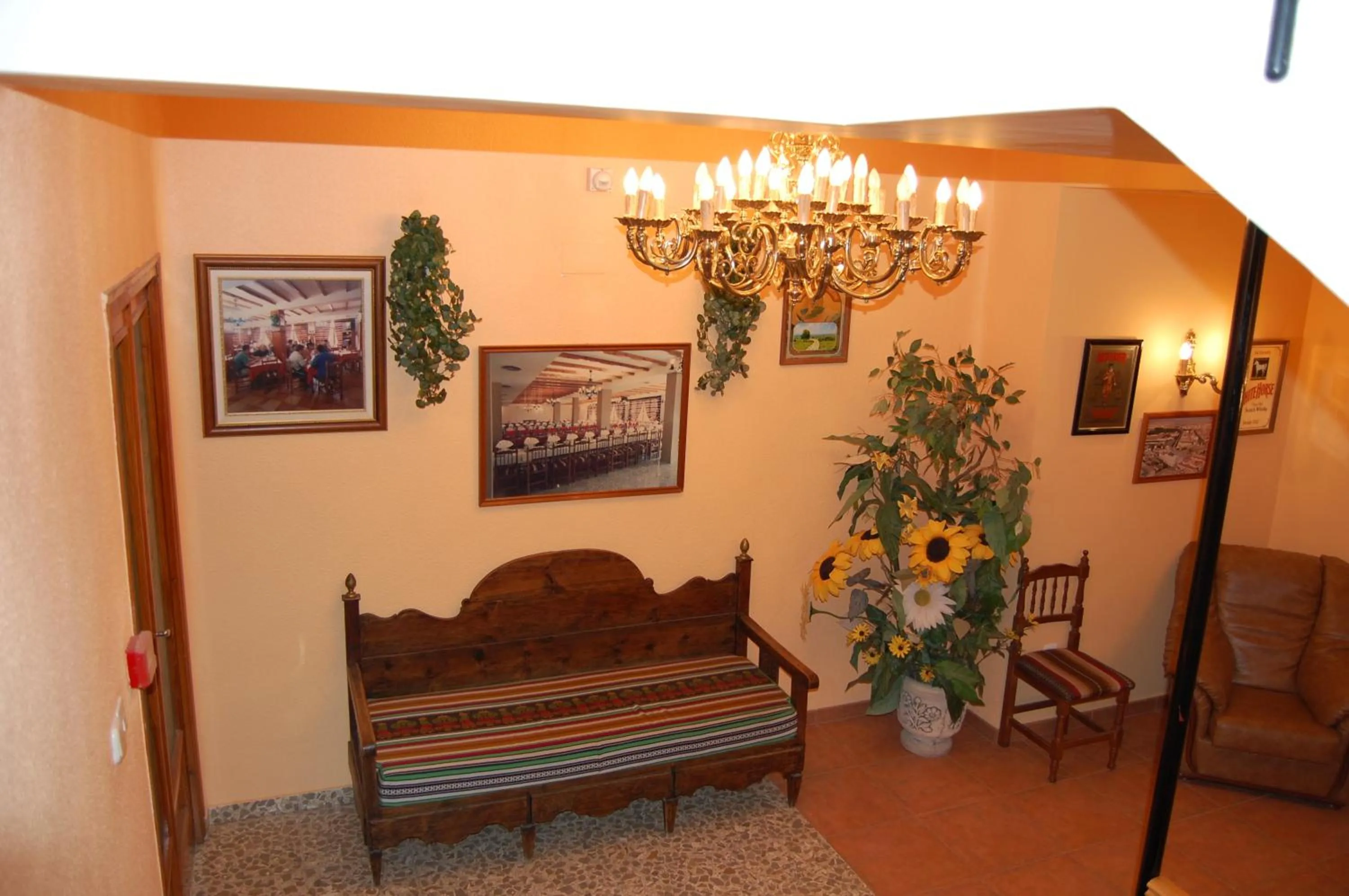 Seating area in Hotel Flor de la Mancha