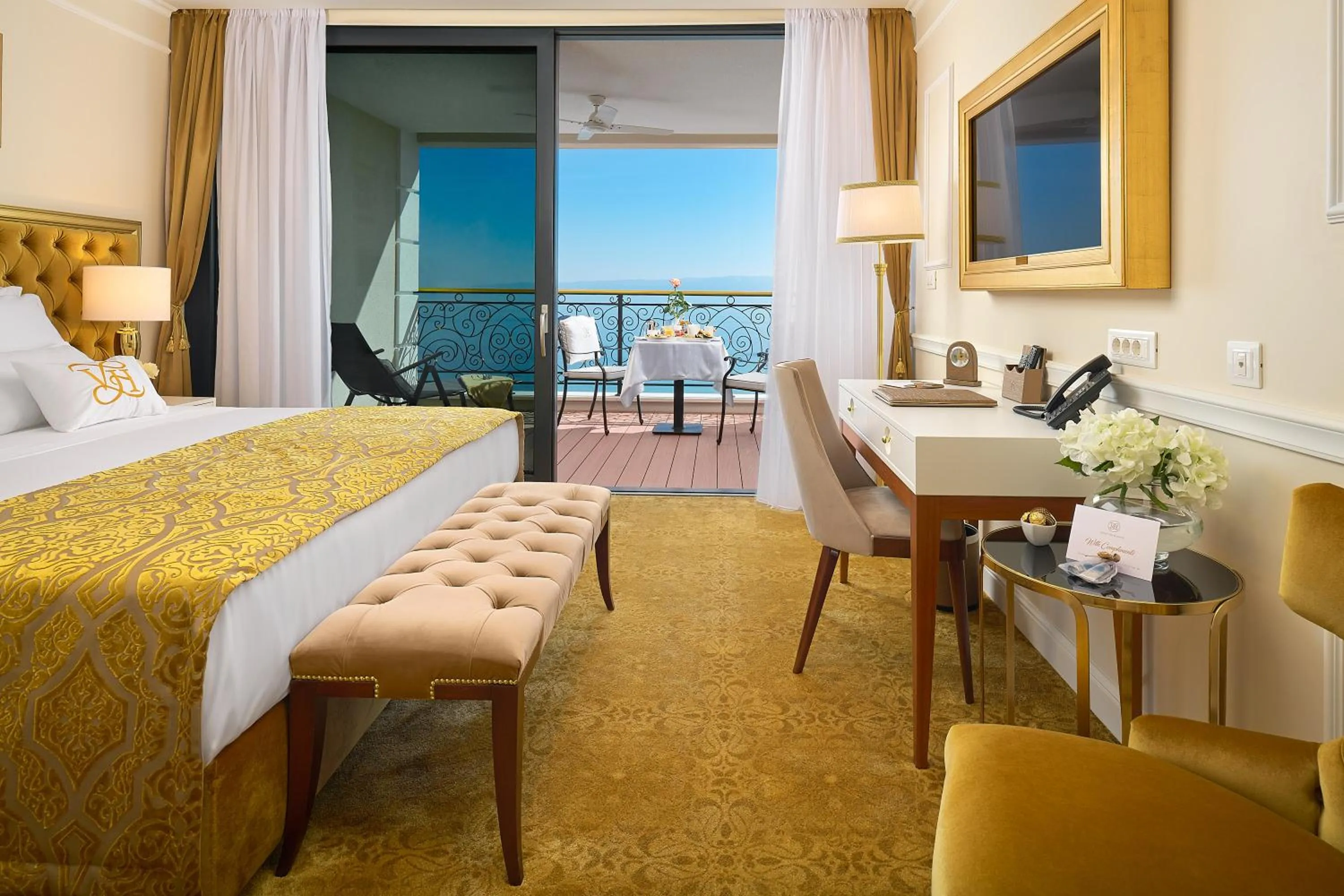 Bed in Hotel Villa Harmony