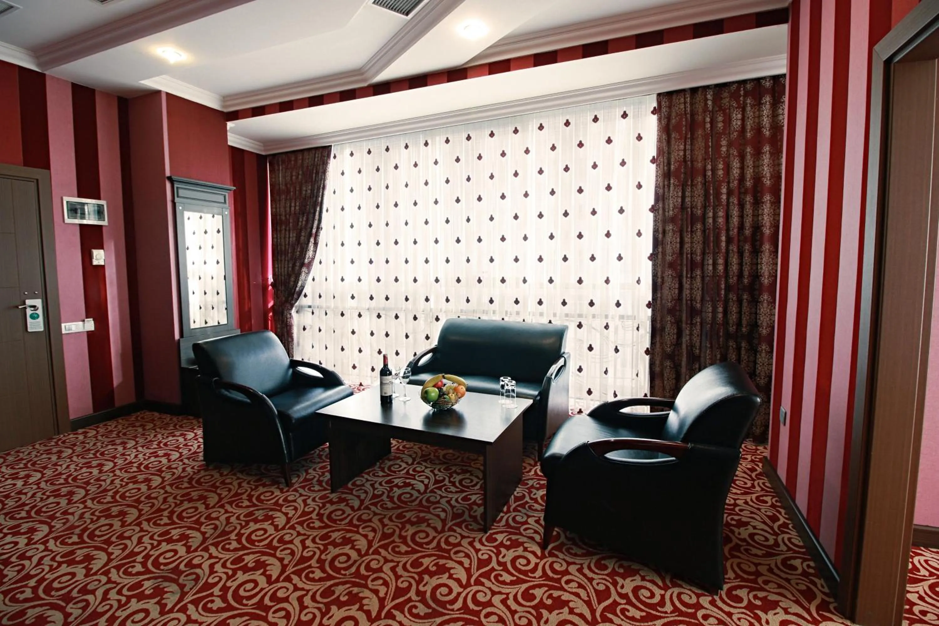 Photo of the whole room in New Baku Hotel