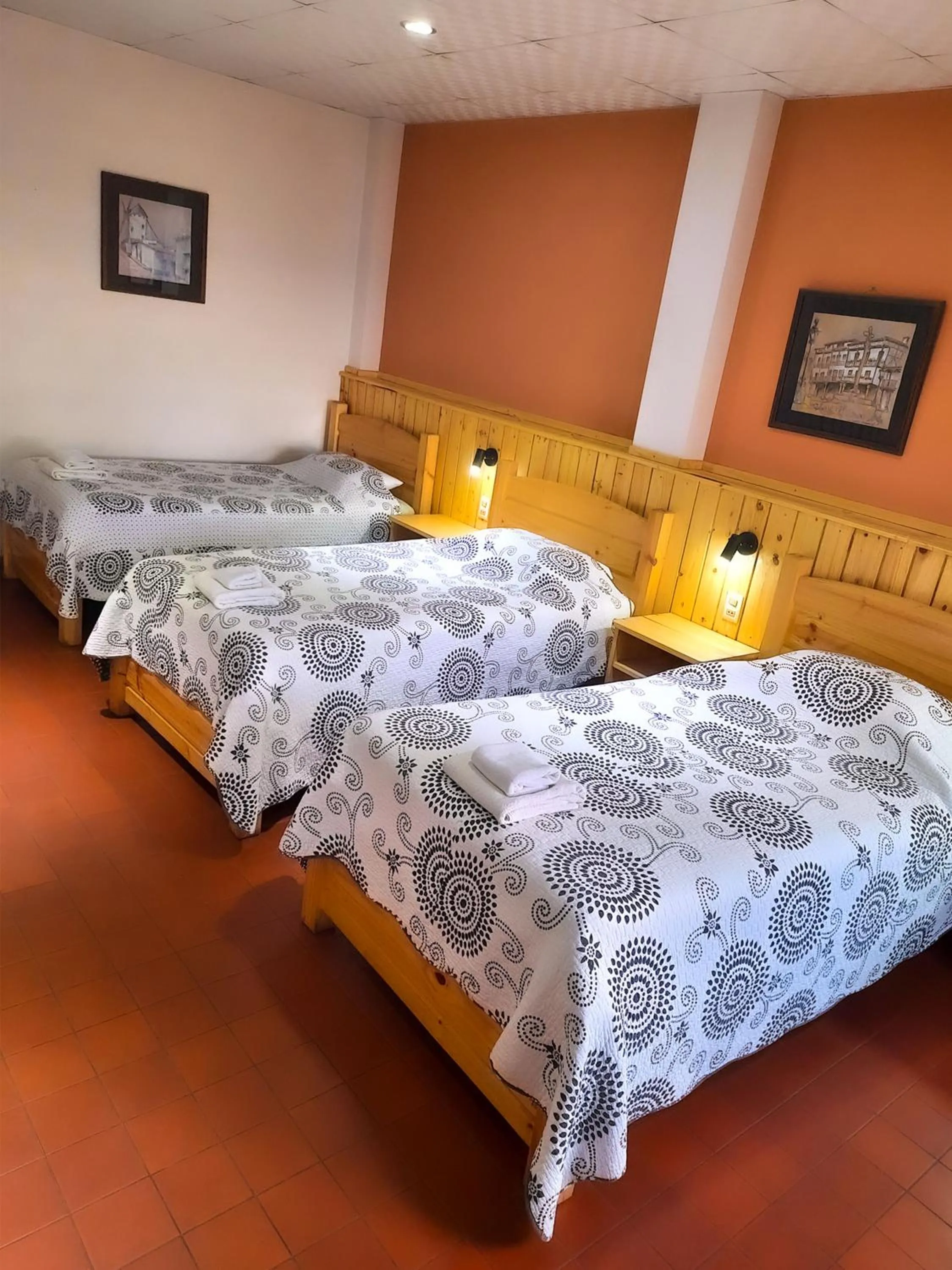 Bed in Cittadella Hostal