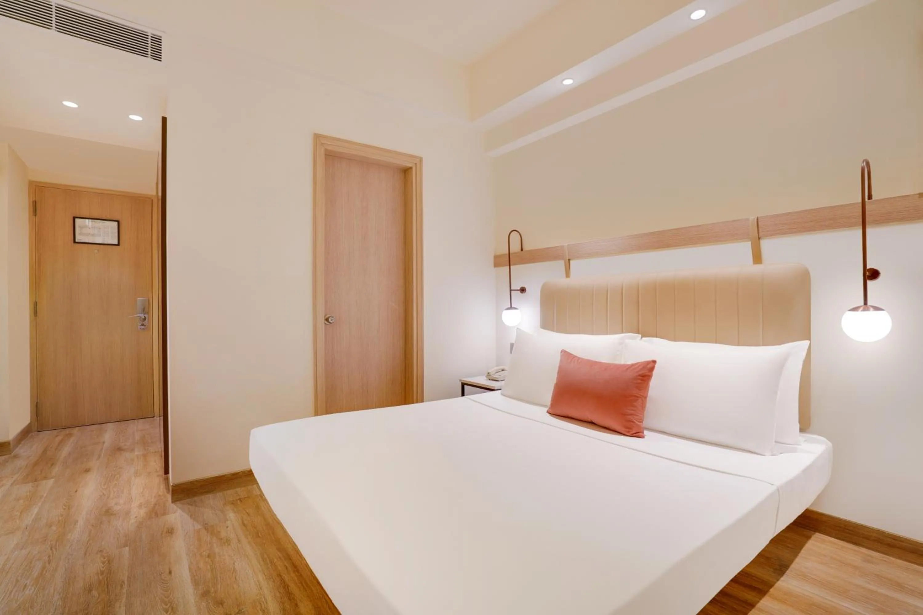 Bed in Lemon Tree Hotel, Delhi Airport