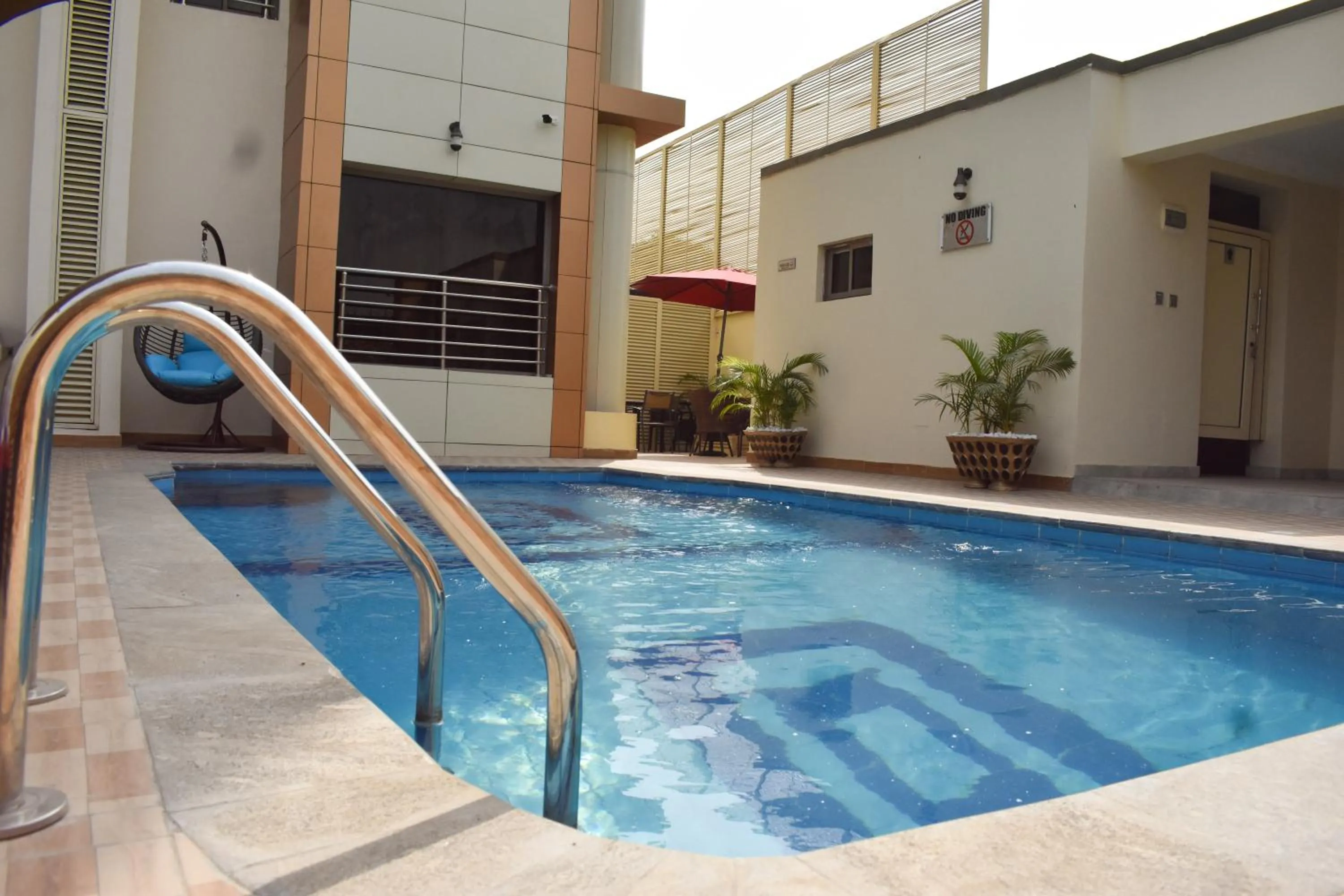 Swimming pool in Qualibest Grand Hotels
