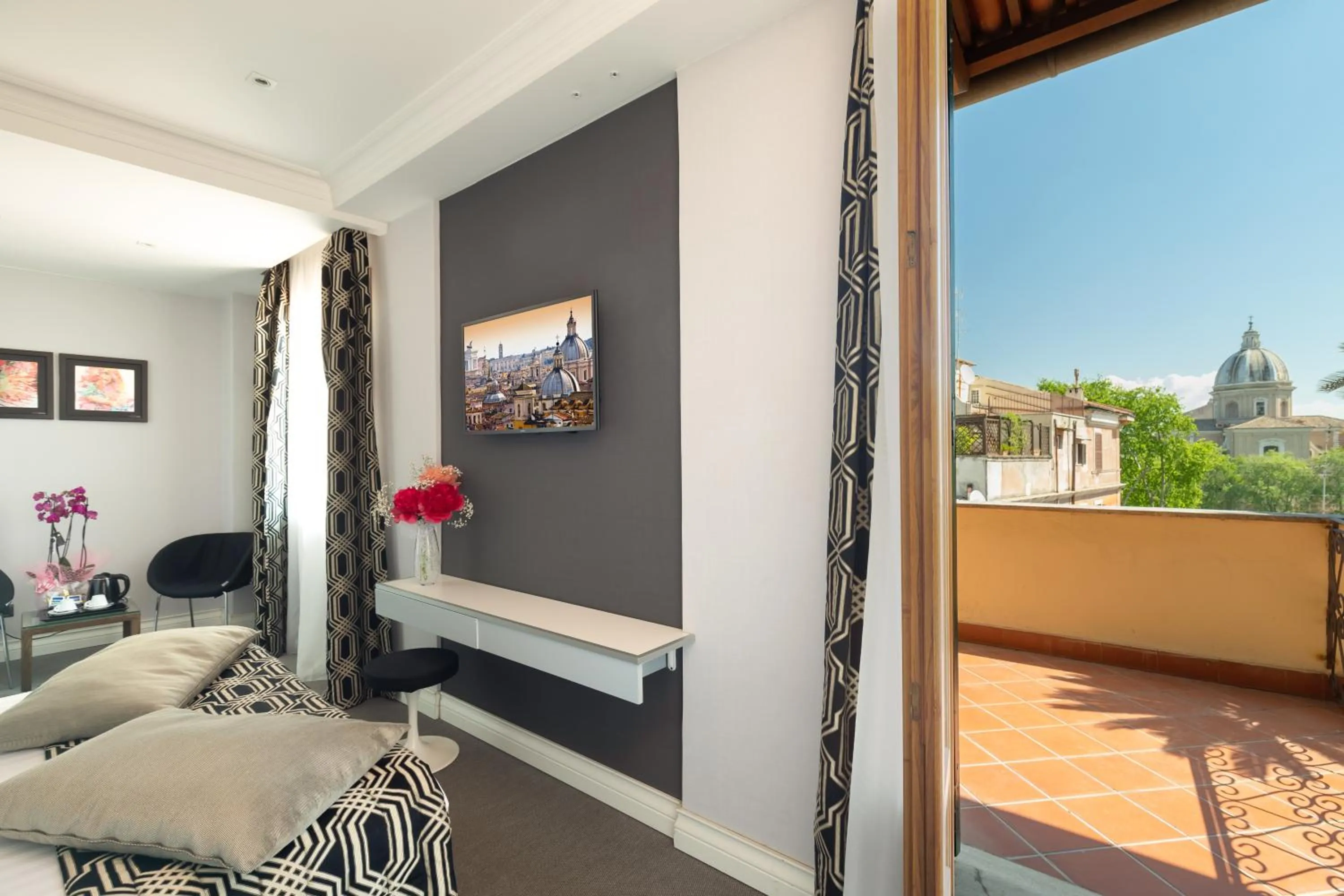 Bedroom in Hotel La Rovere