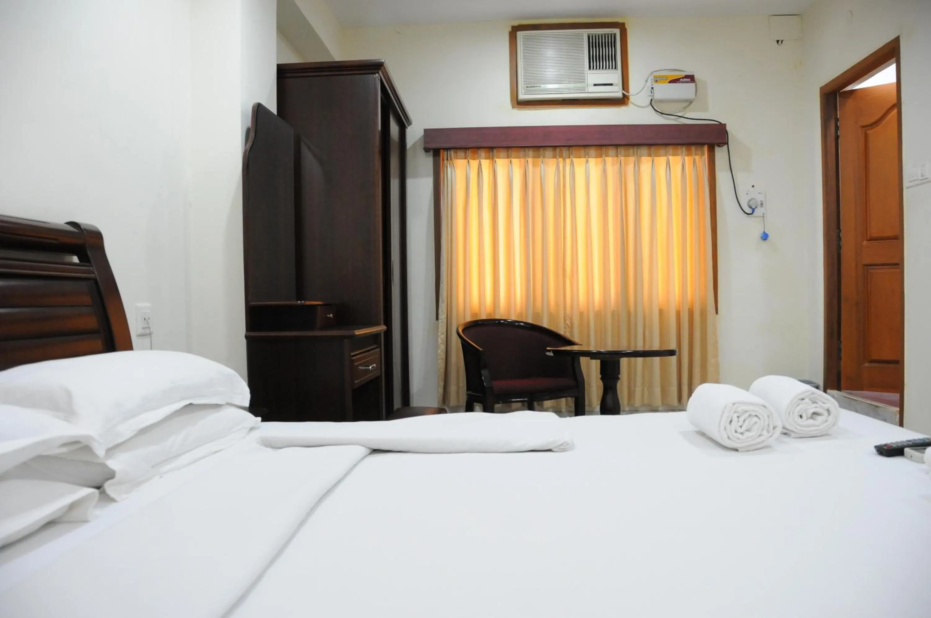 View (from property/room), Bed in Lloyds Serviced Apartments, Near Music Academy