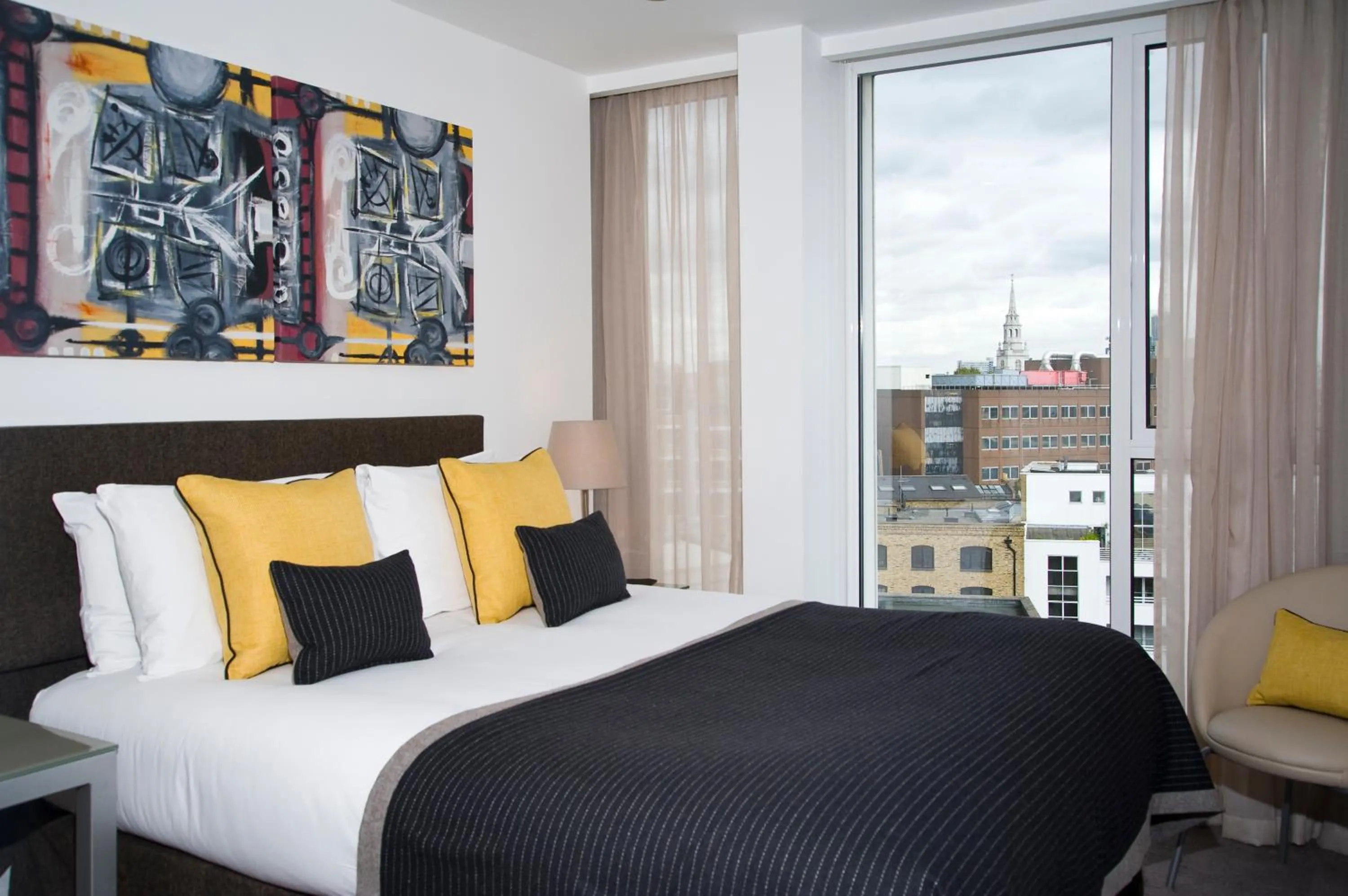 Bed in The Rosebery by Supercity Aparthotels