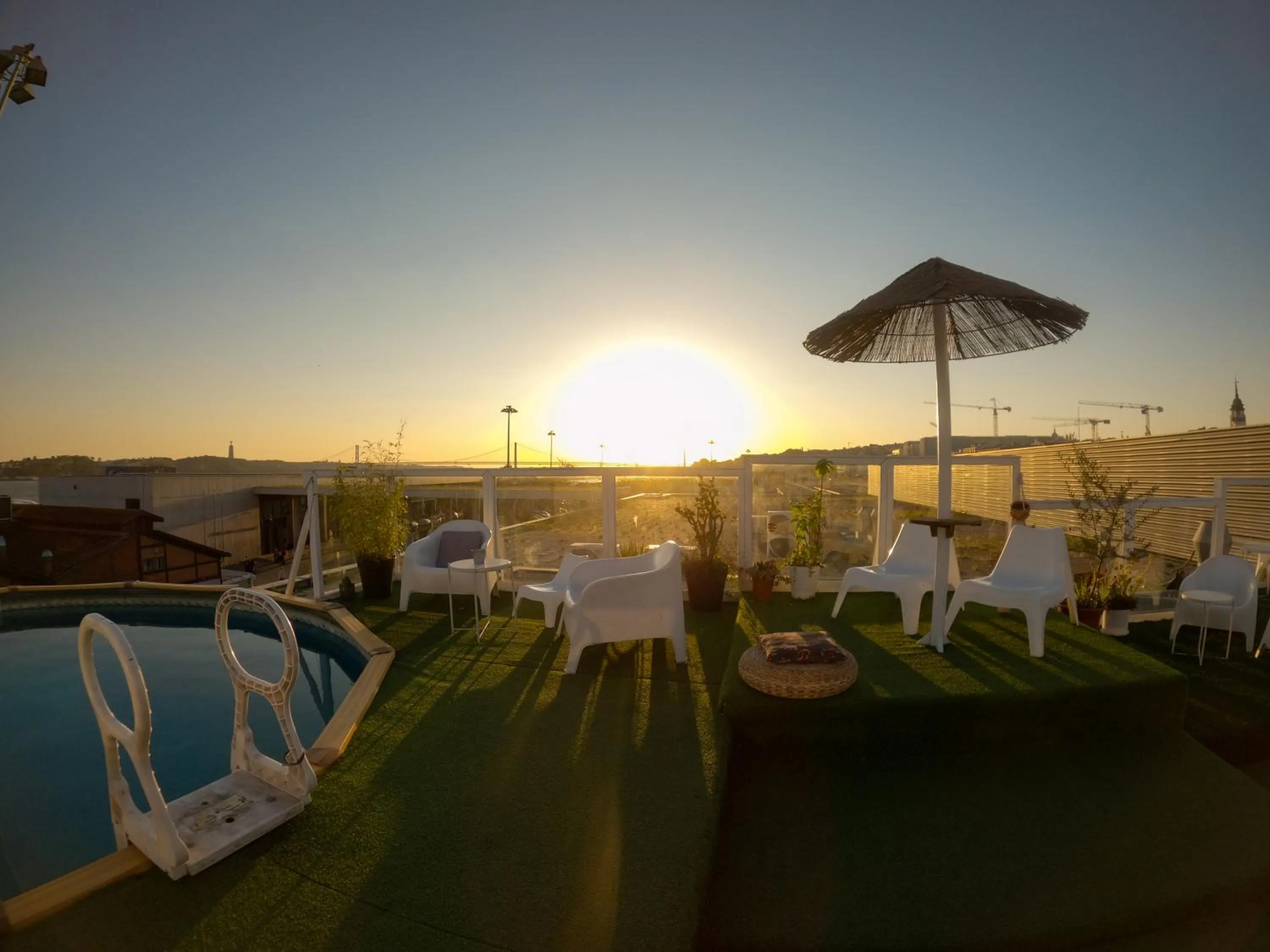 Swimming pool in Sunset Destination Hostel