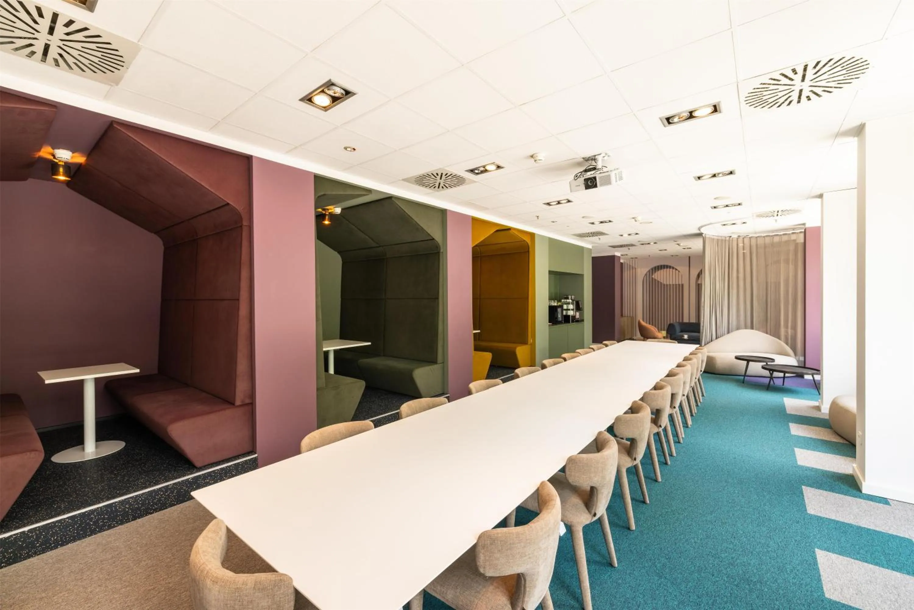 Meeting/conference room in The Rilano Hotel München