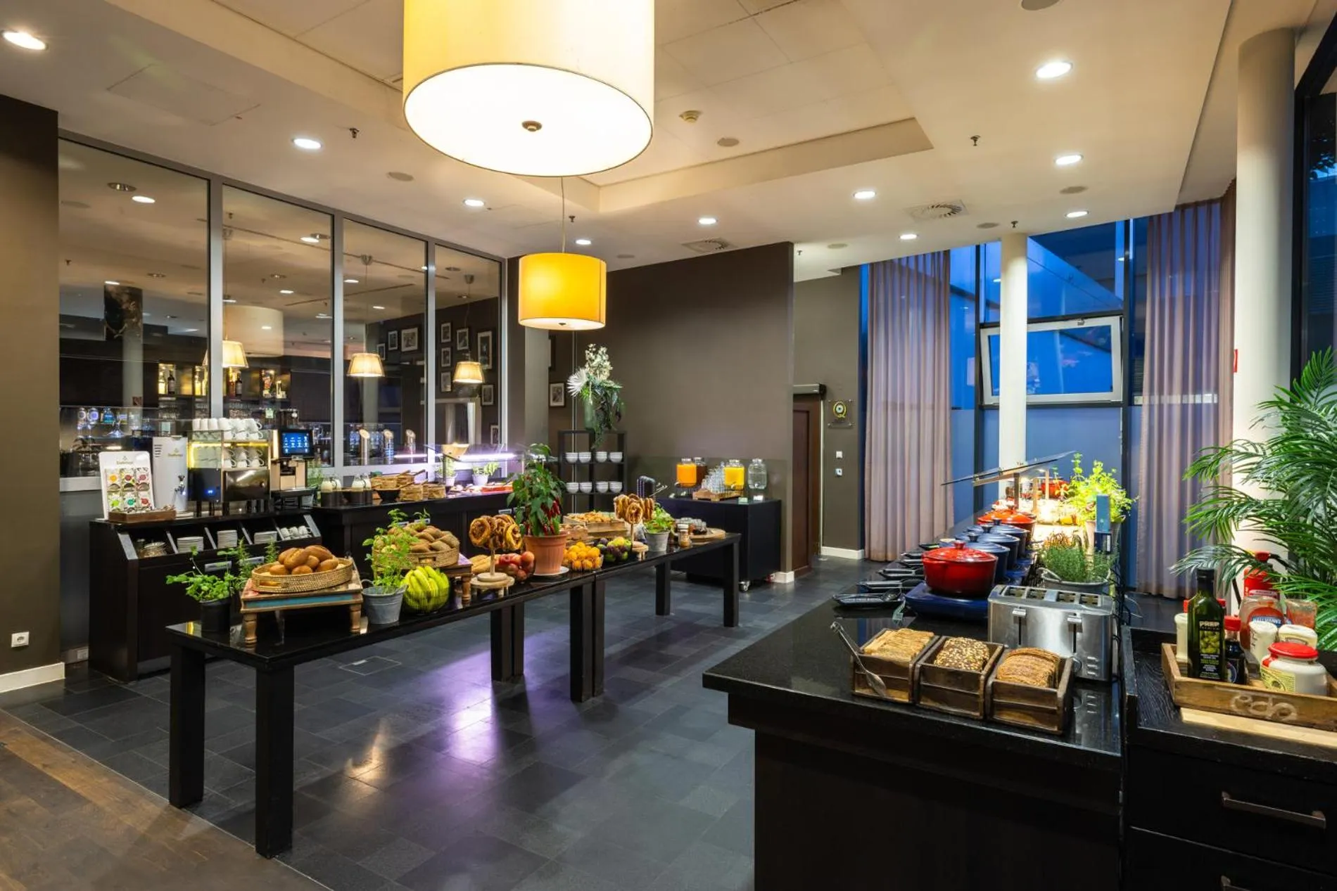 Breakfast in The Rilano Hotel München