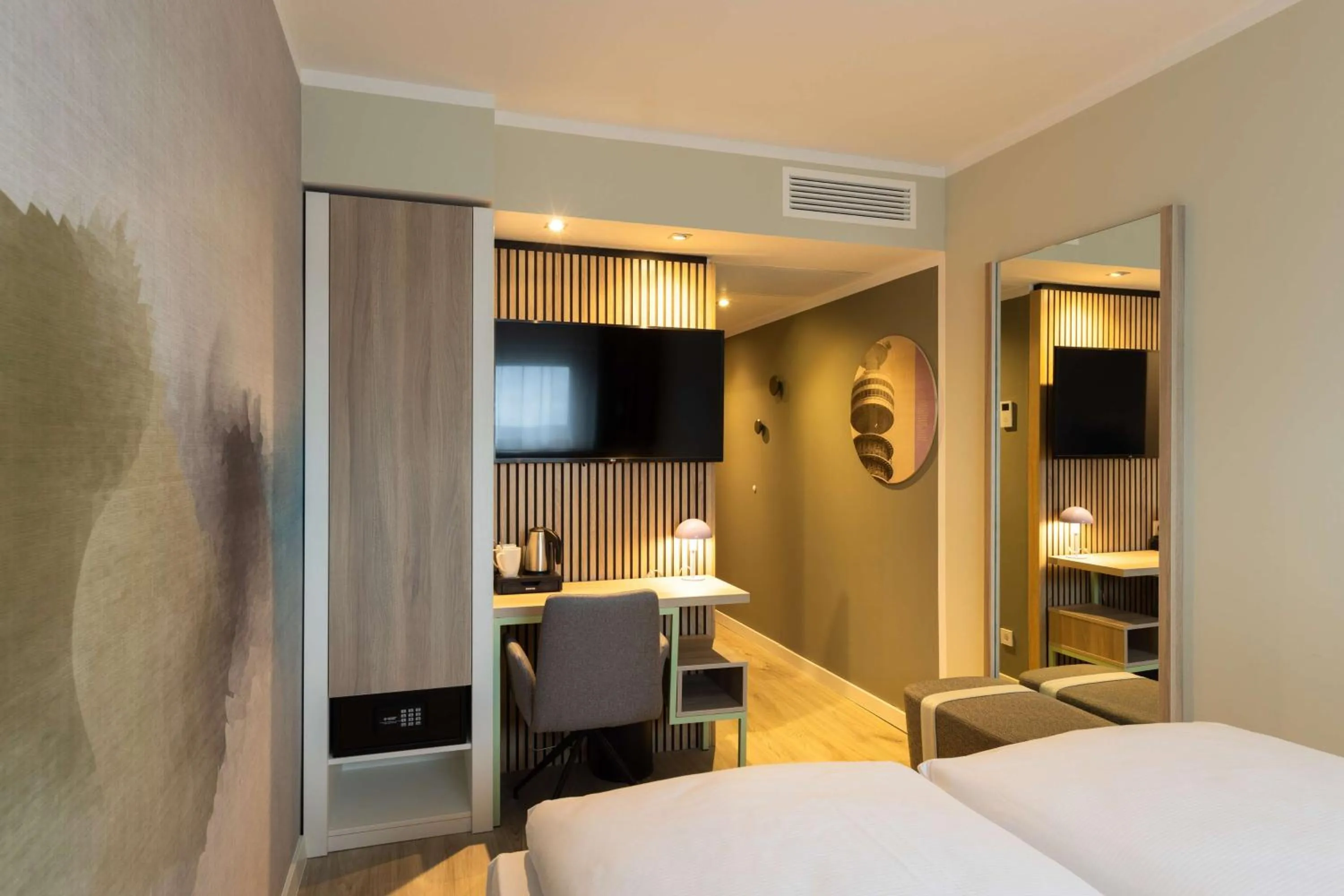 Bedroom, Bed in The Rilano Hotel München