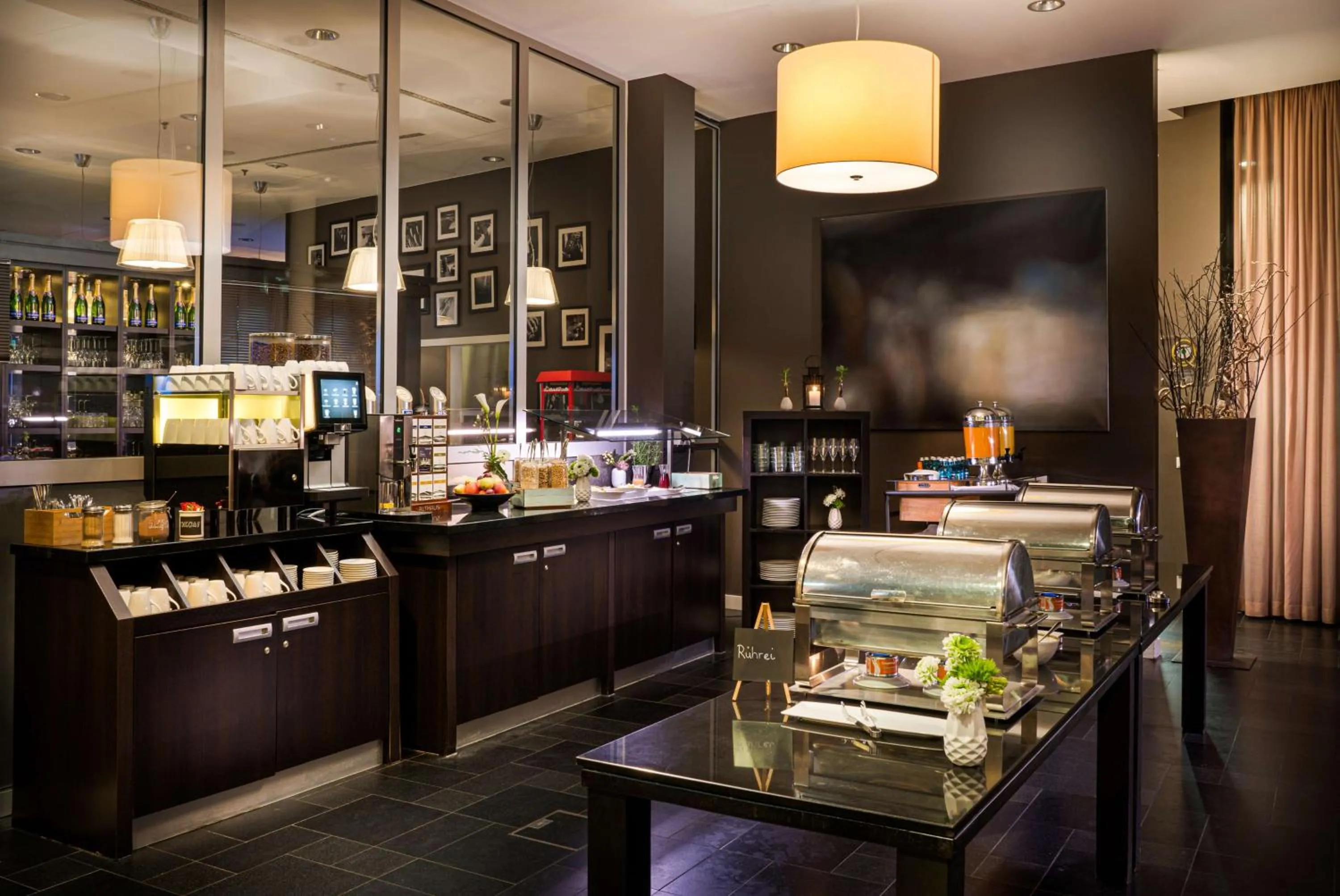 Restaurant/places to eat in The Rilano Hotel München