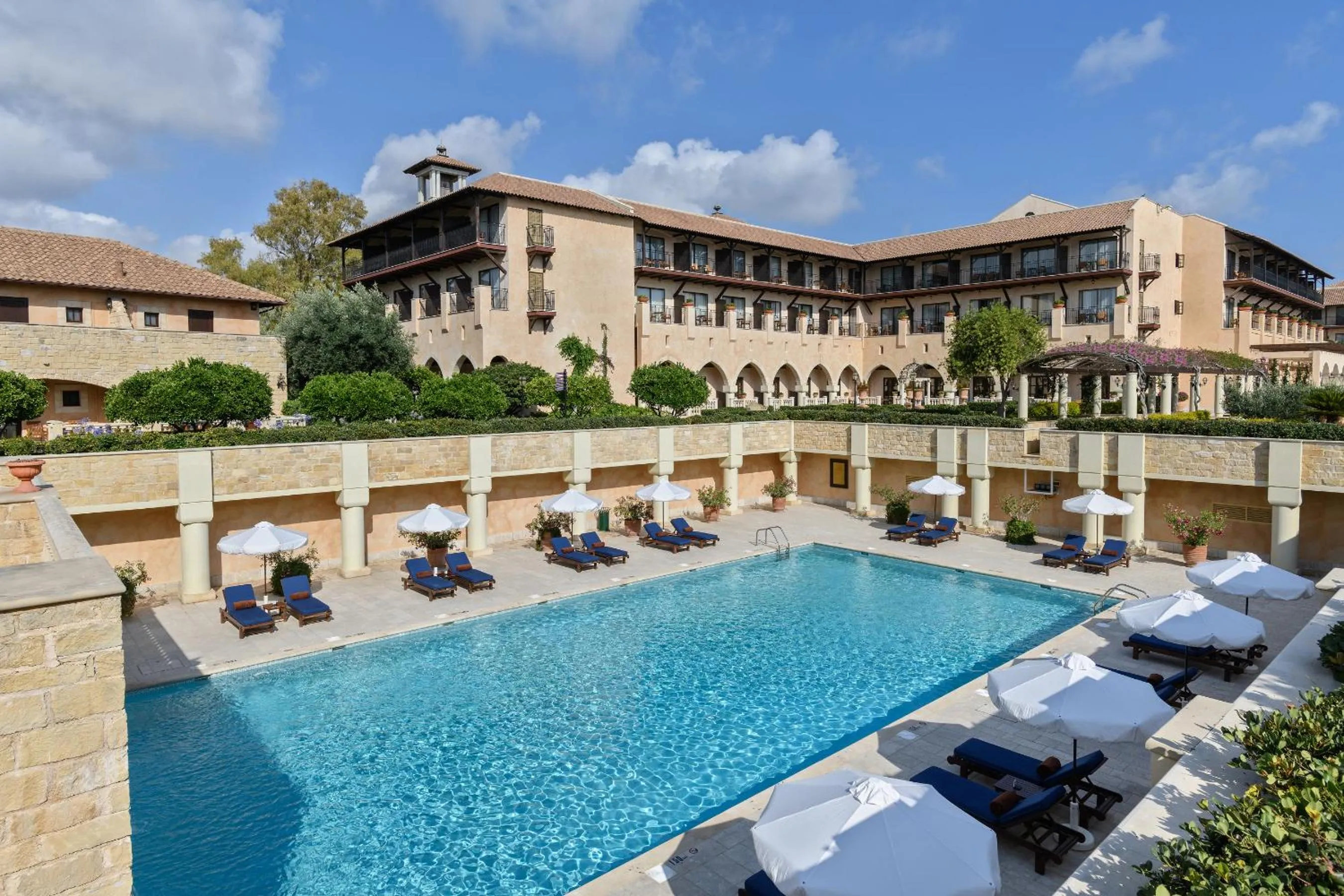 Property building in Elysium