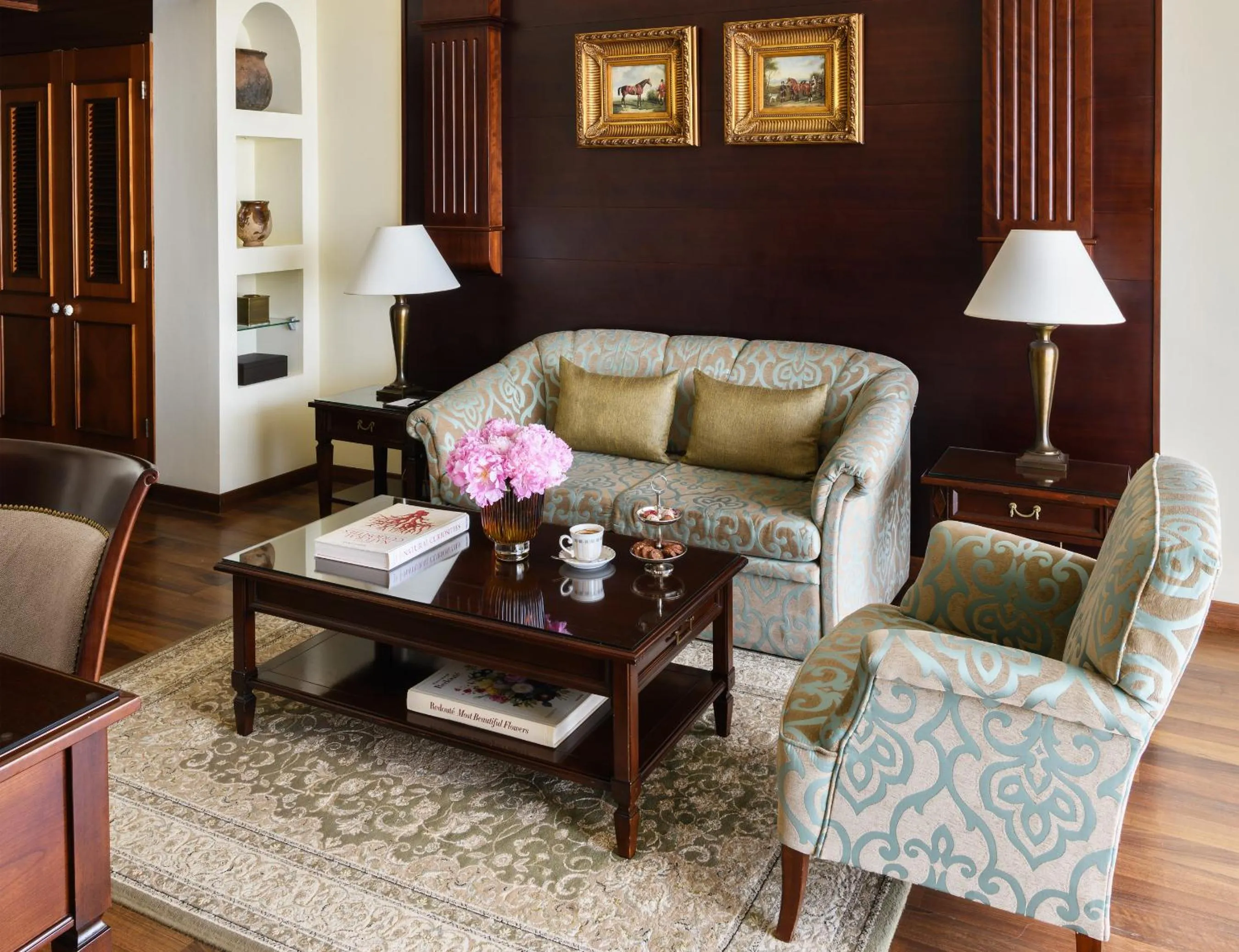 Seating area in Elysium