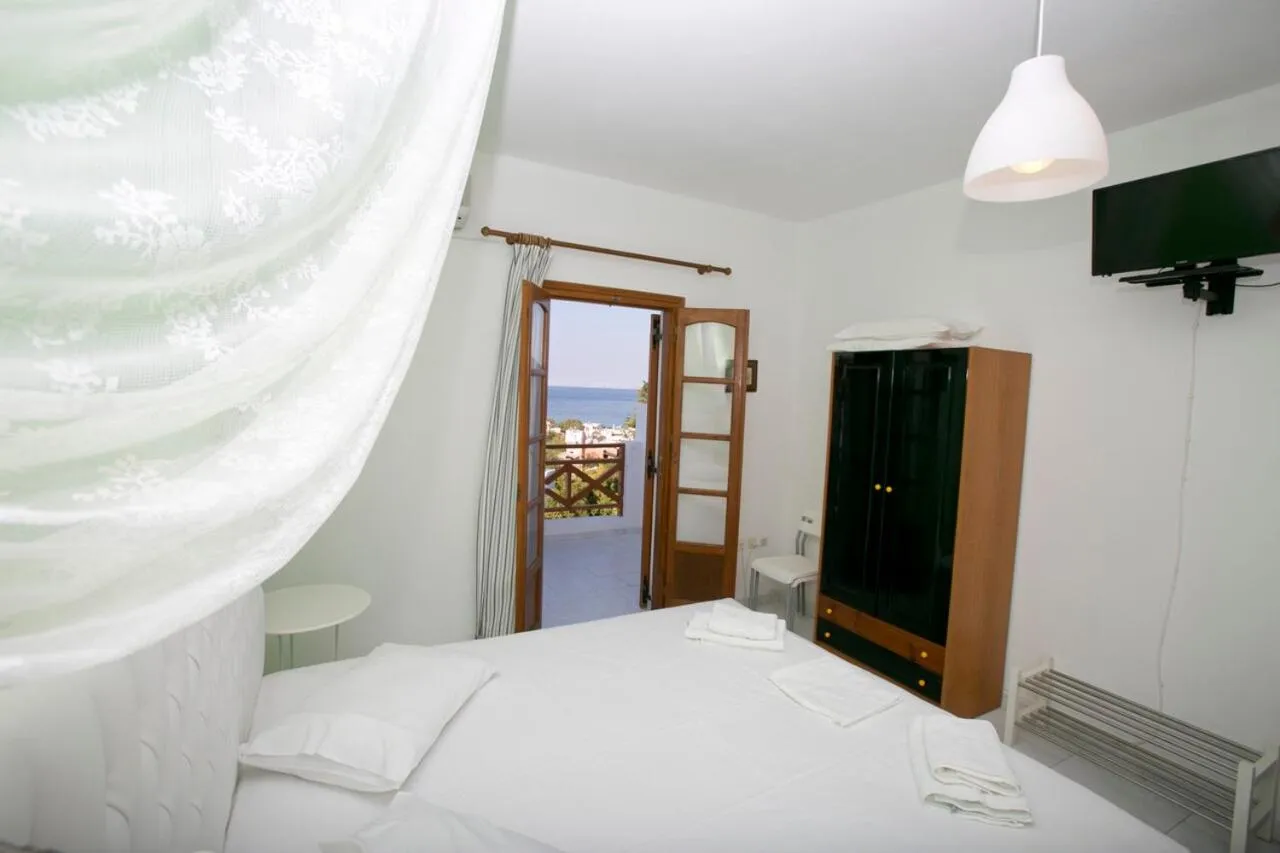 Bed in Azolimnos Bay