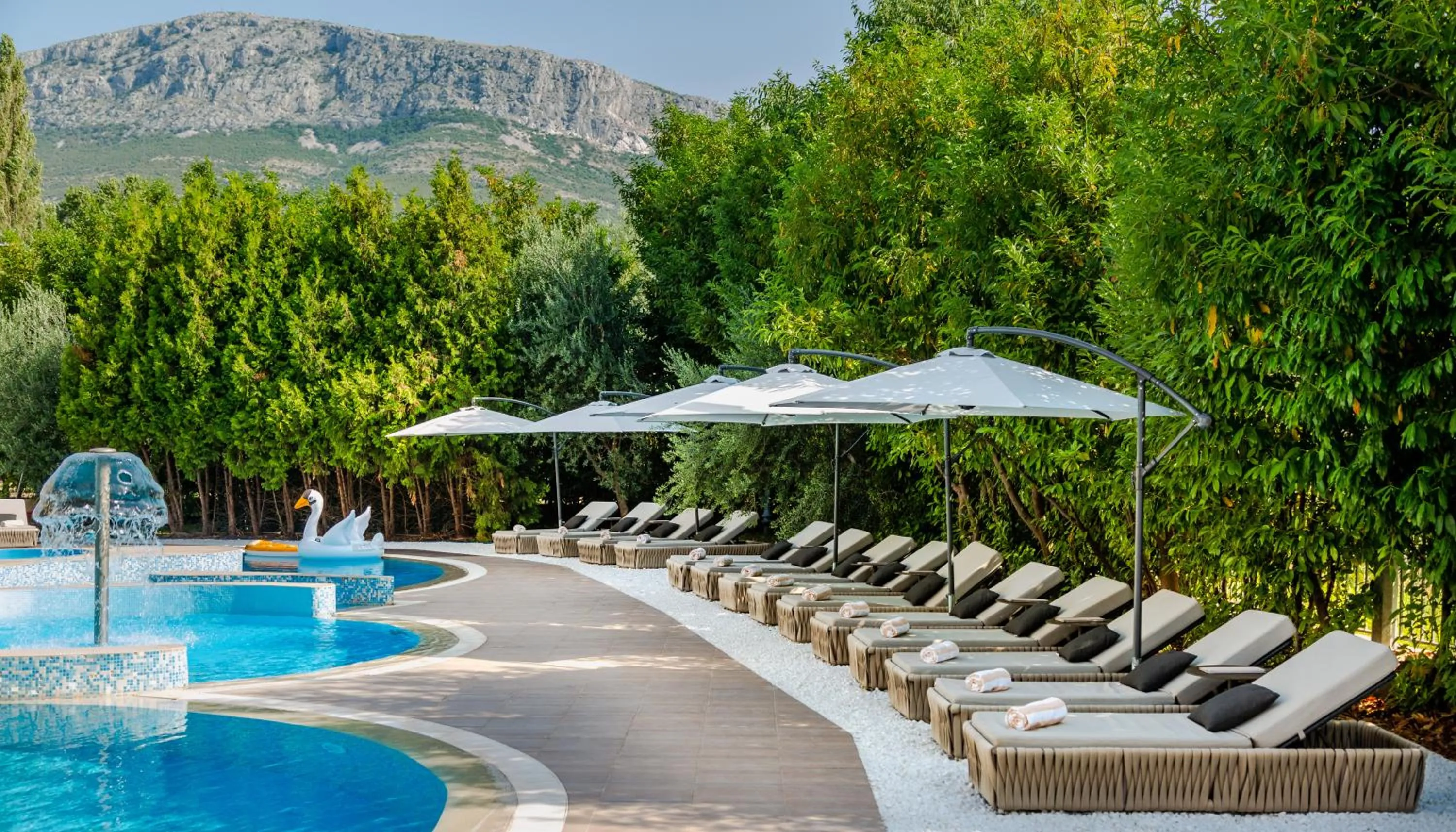 Natural landscape in Hotel President Solin