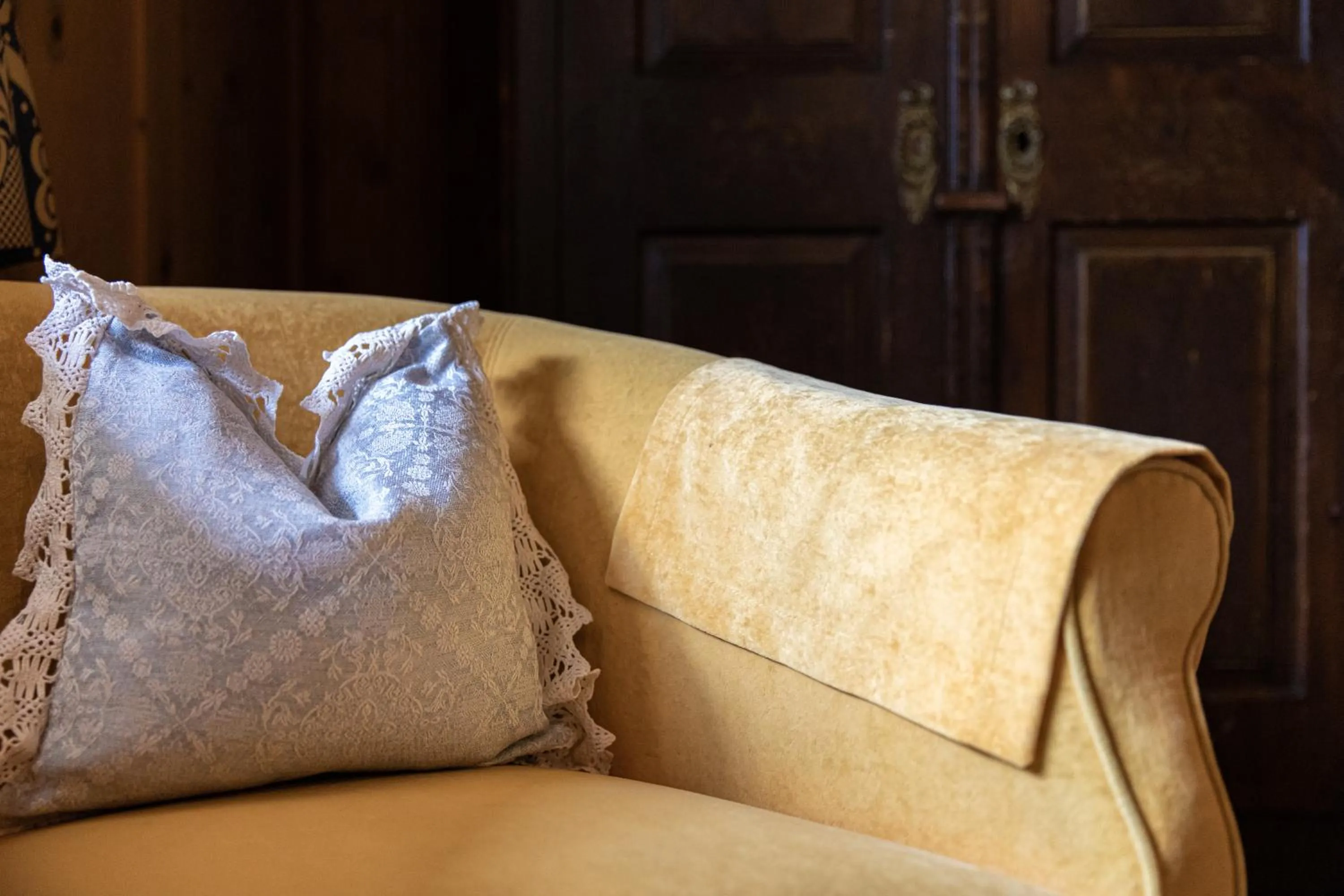 Living room in Belvedere Dolomites Flower Hotel