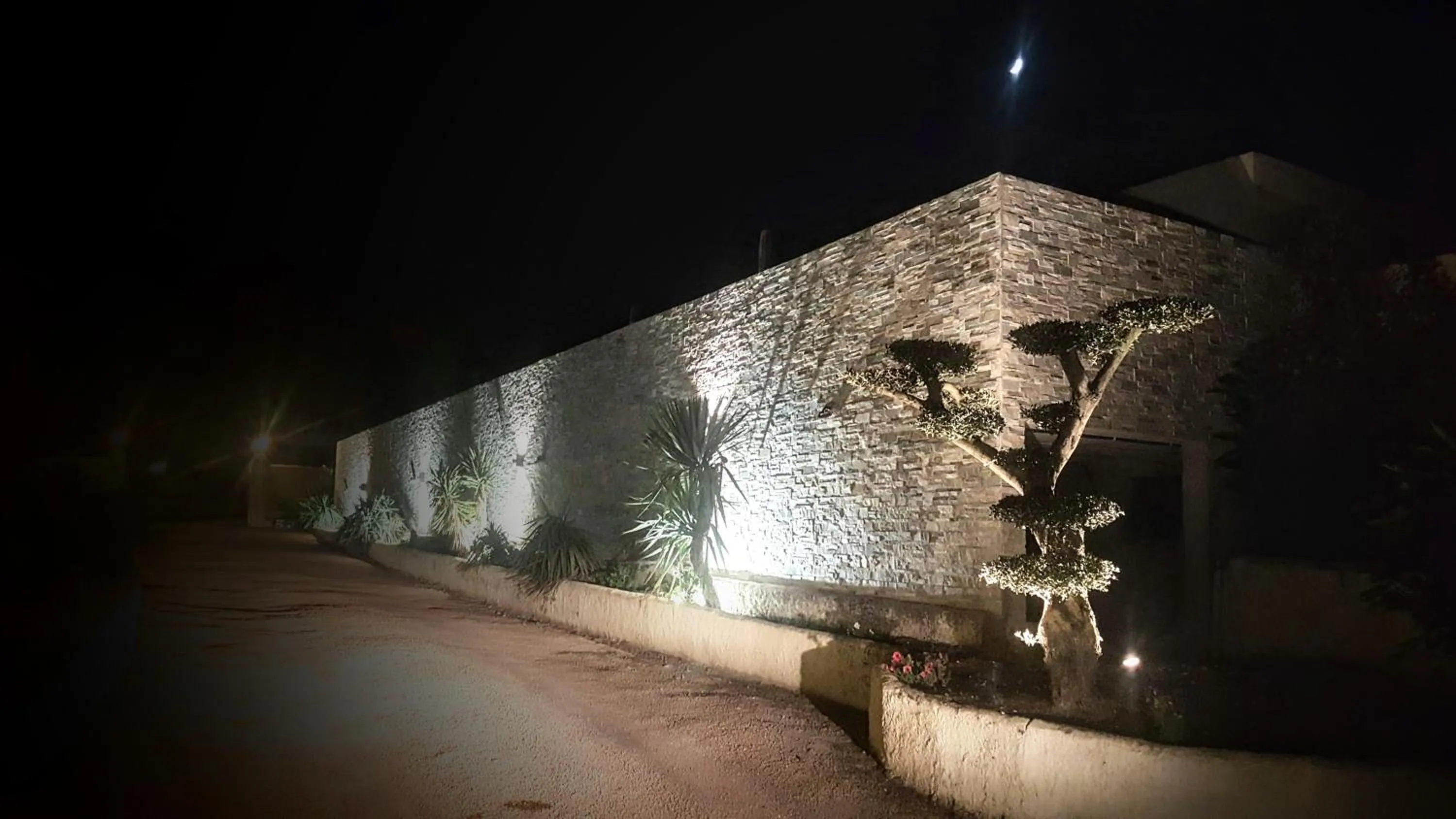 Facade/entrance in Residence Canella