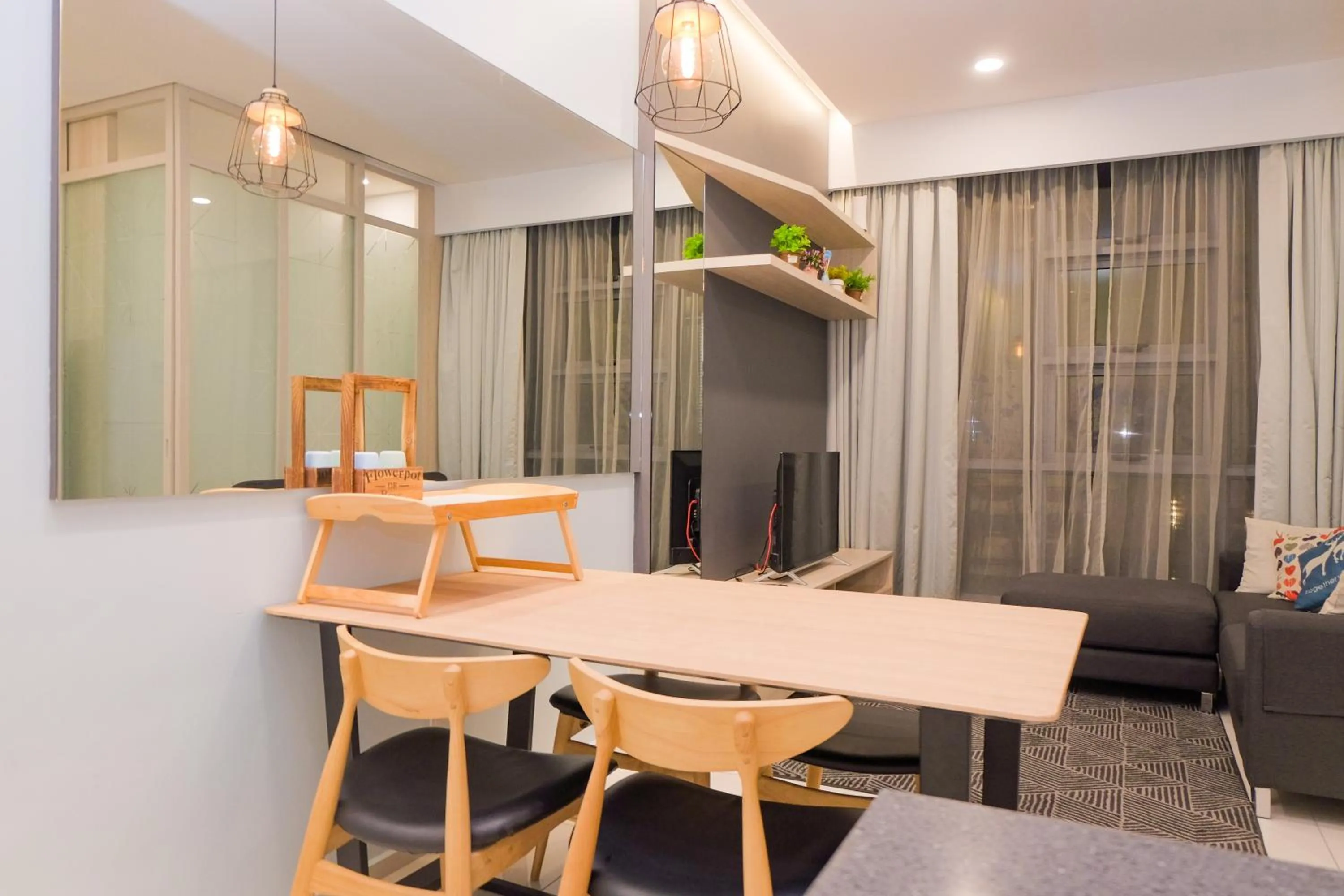 Living room in The Robertson Bukit Bintang by Wowhome