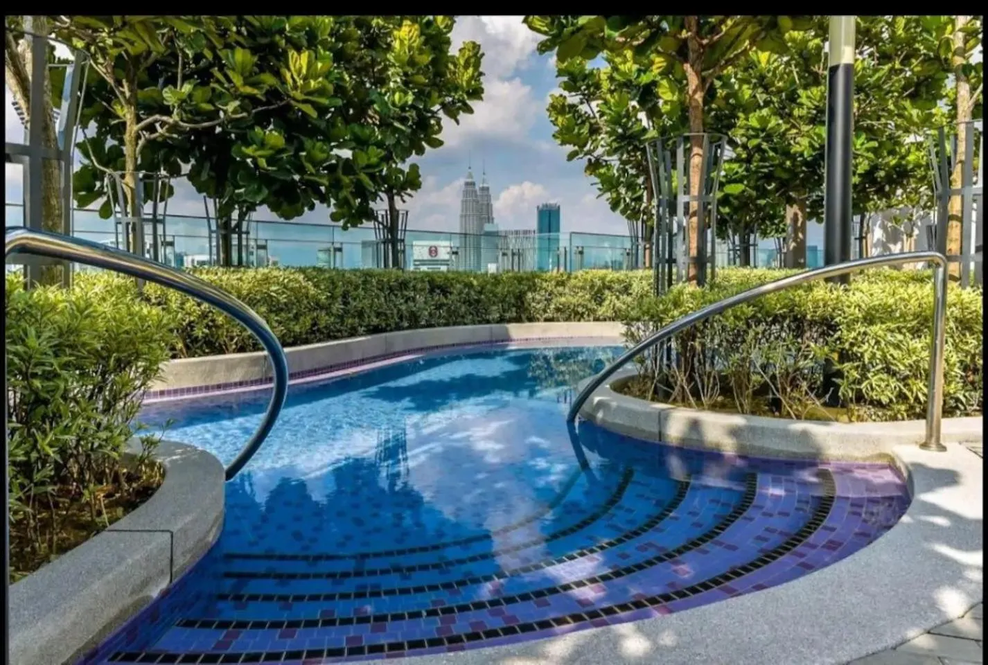 Swimming pool in The Robertson Bukit Bintang by Wowhome