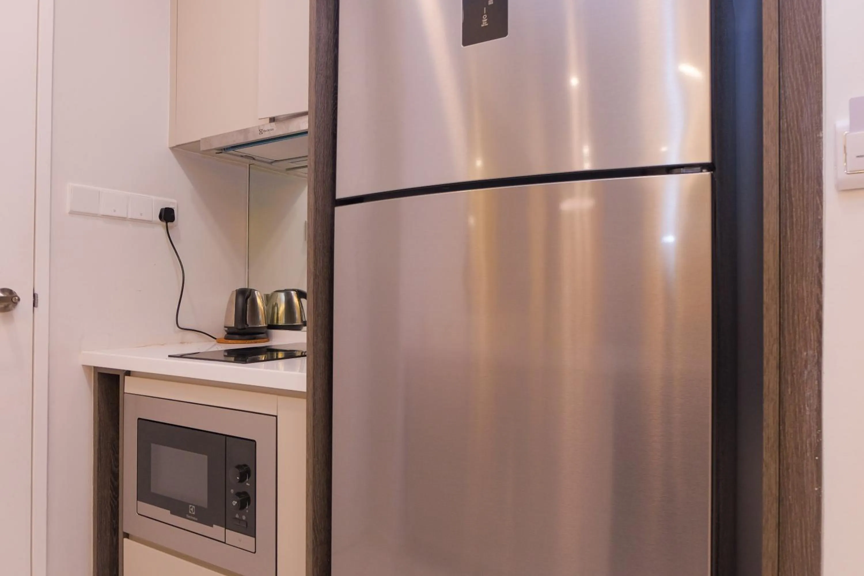 Kitchen or kitchenette in The Robertson Bukit Bintang by Wowhome