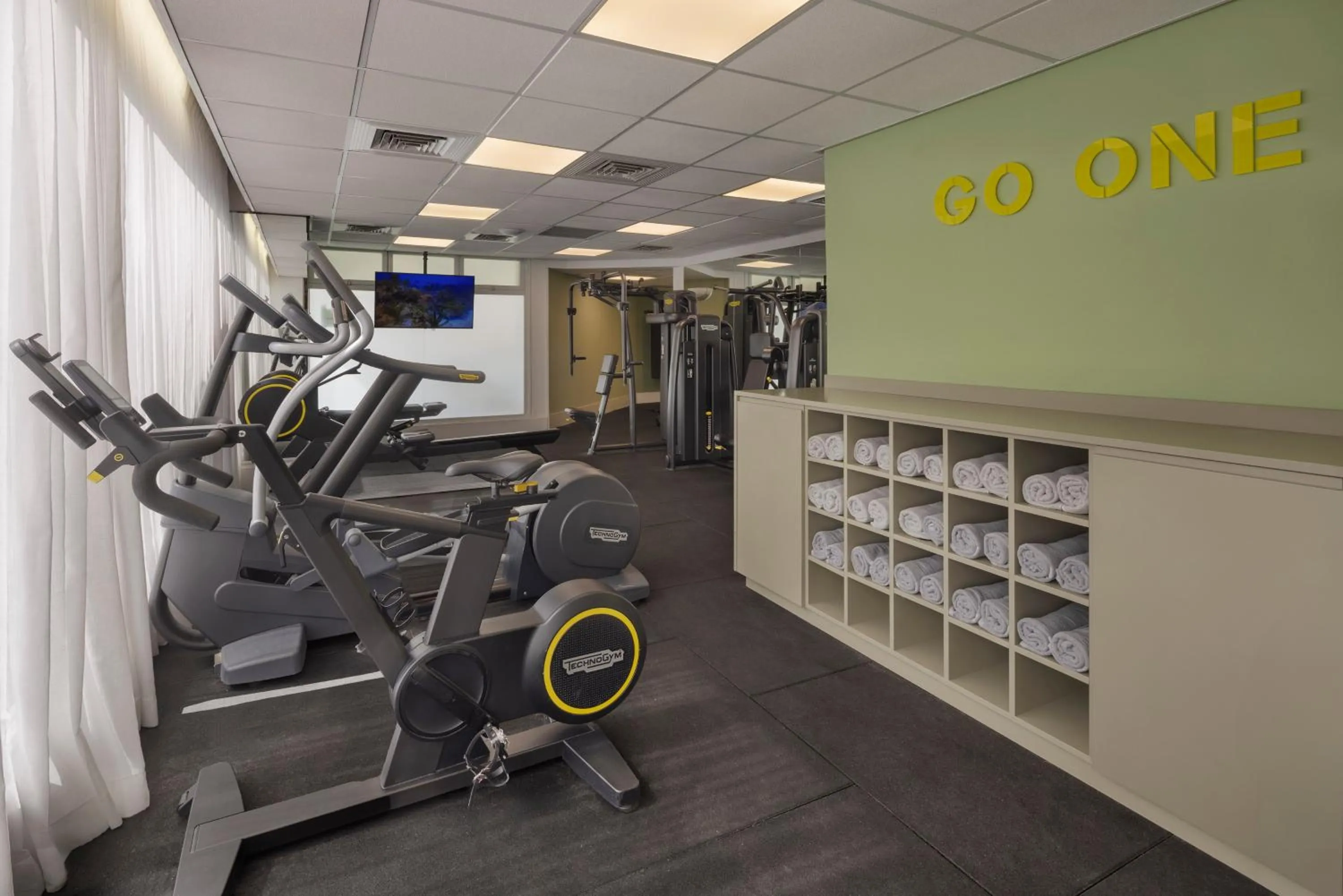 Fitness centre/facilities in Metropolitan Hotel