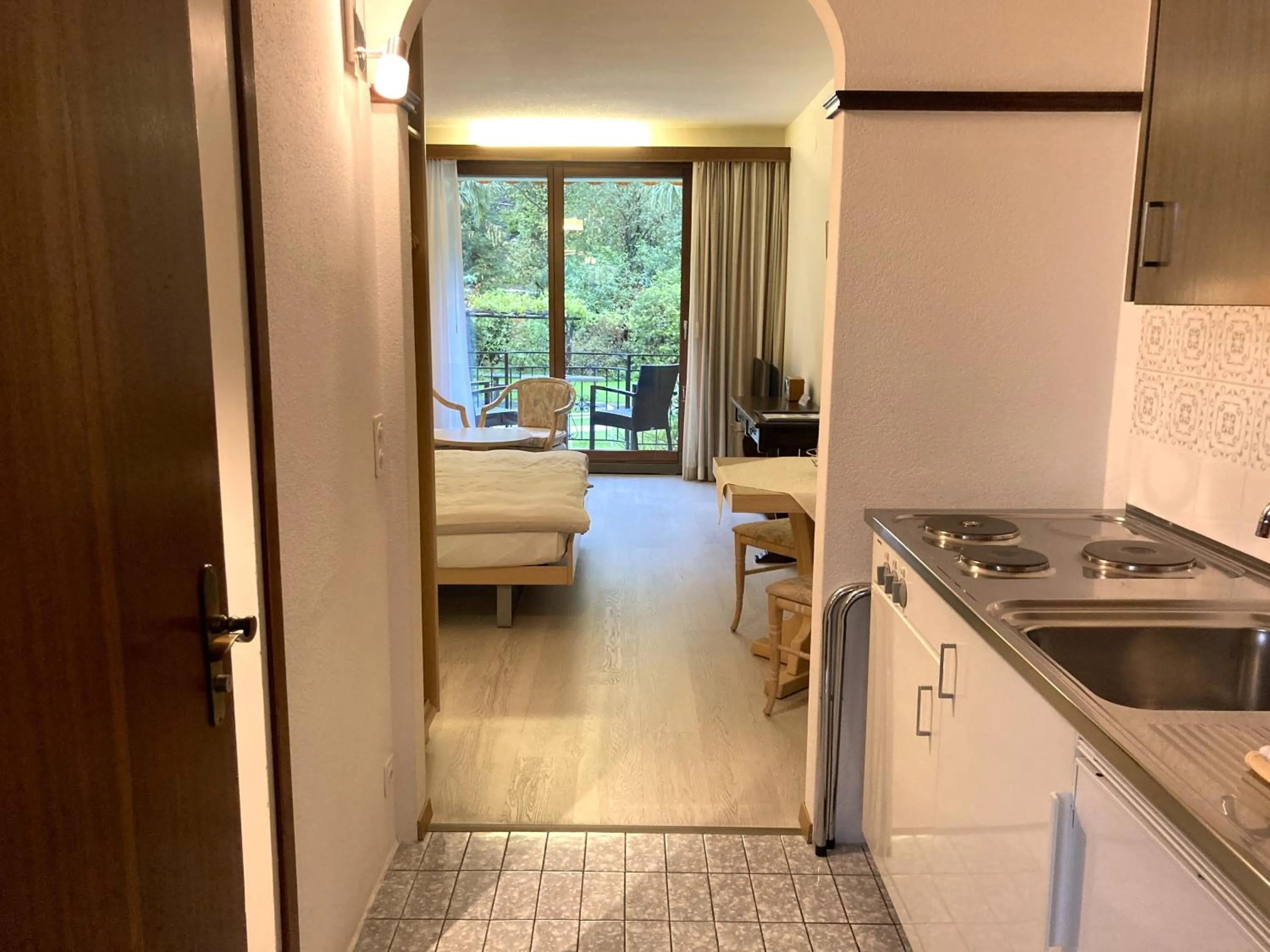 Kitchen or kitchenette in Villa Siesta, Park & Pool Living