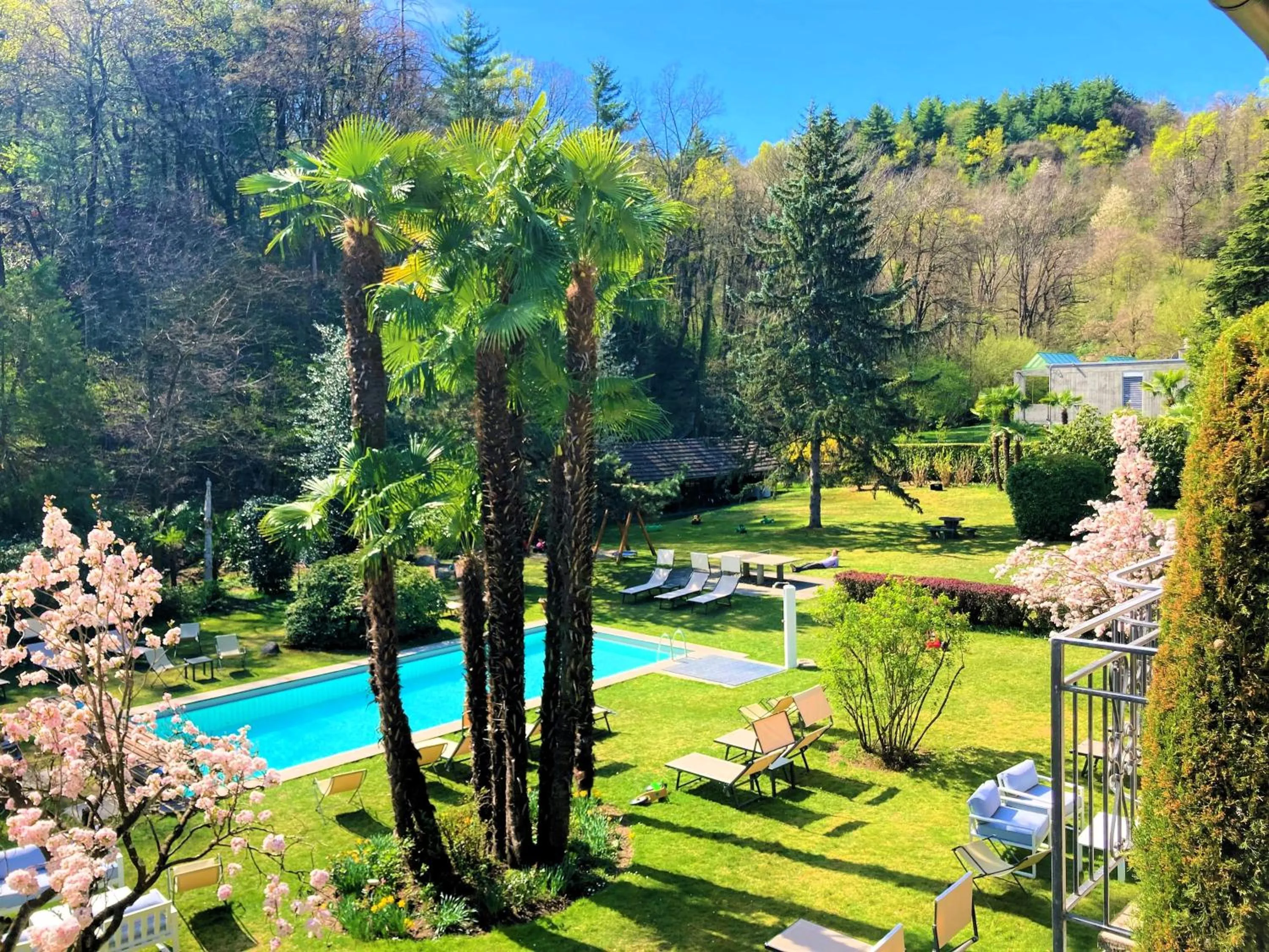 Garden in Villa Siesta, Park & Pool Living