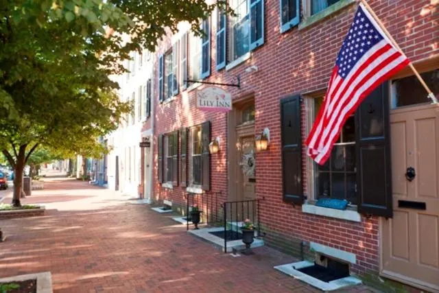 Property building in The Lily Inn - Burlington