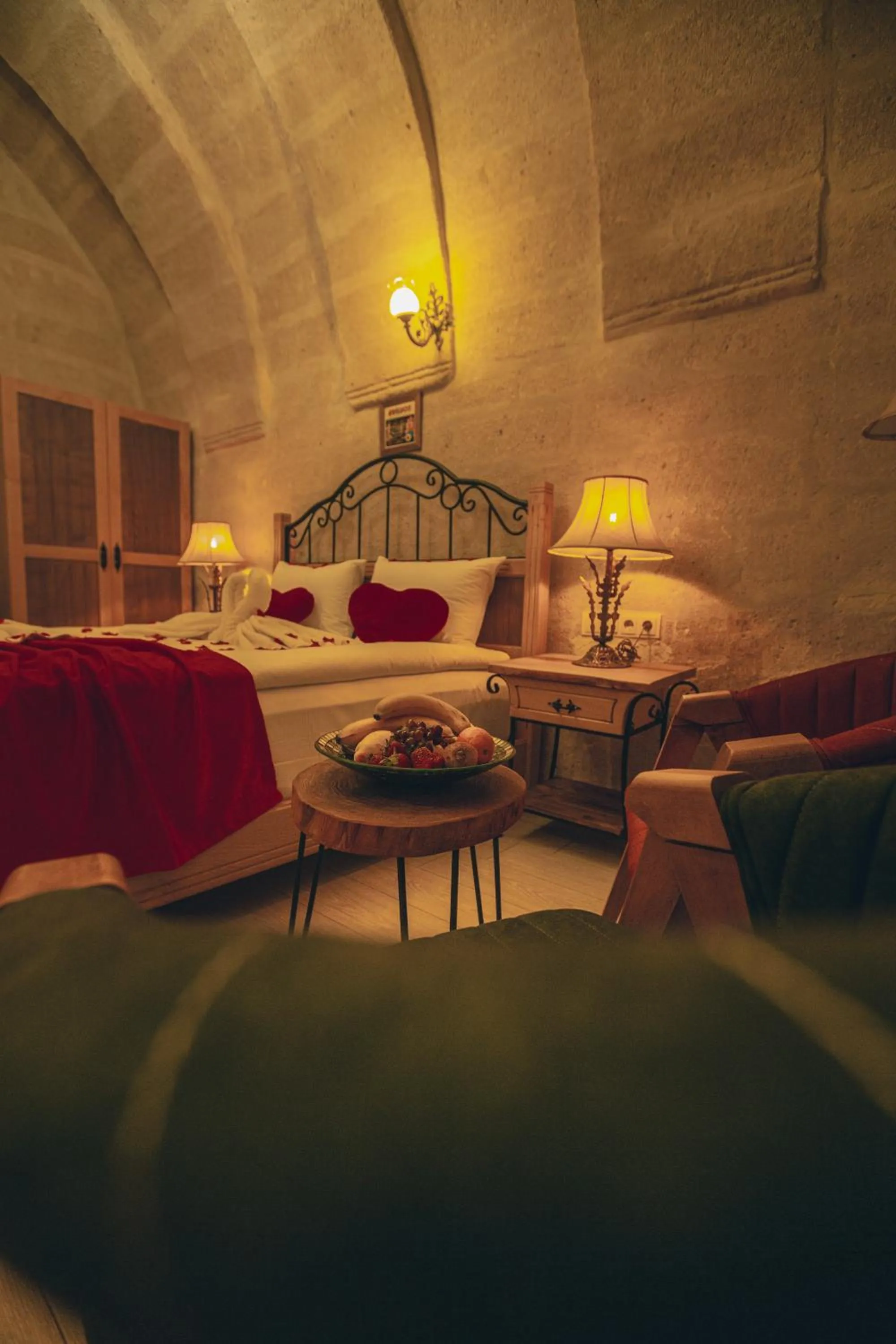 Massage, Bed in Rose Valley Hotel