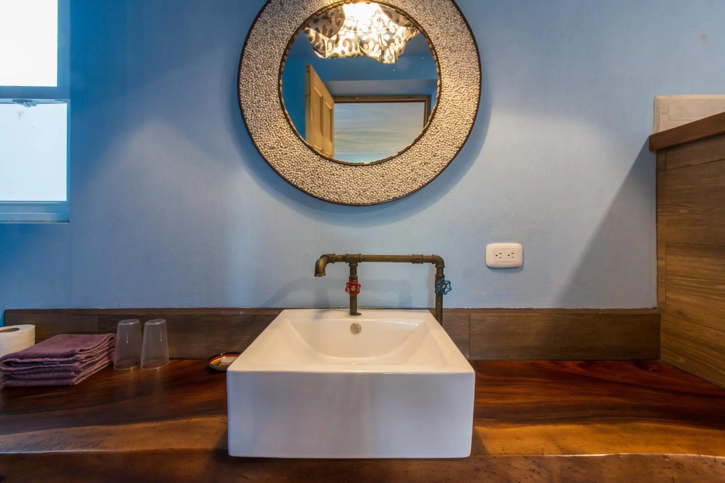 Bathroom in Latica Lodge