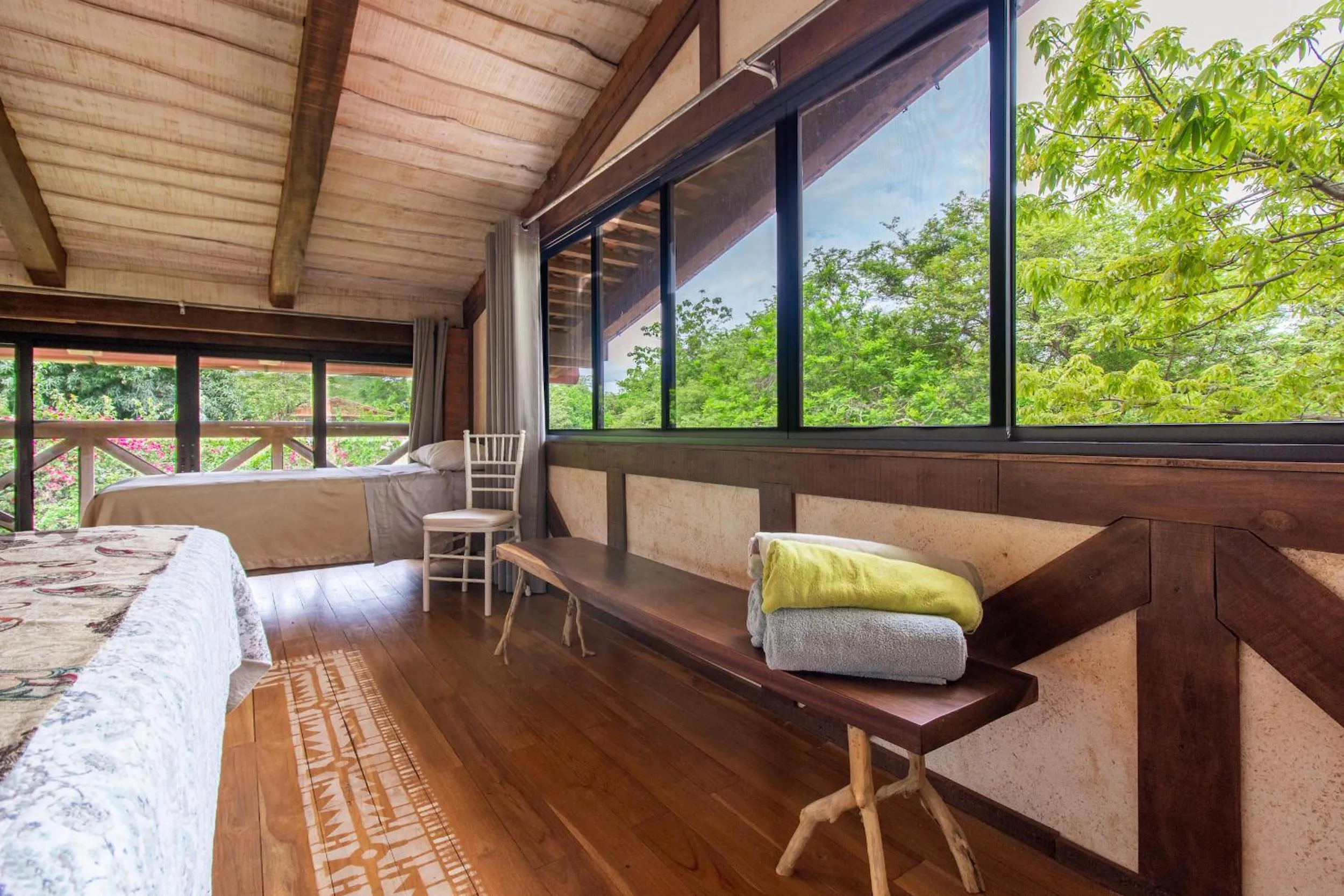 Bedroom, Bed in Latica Lodge