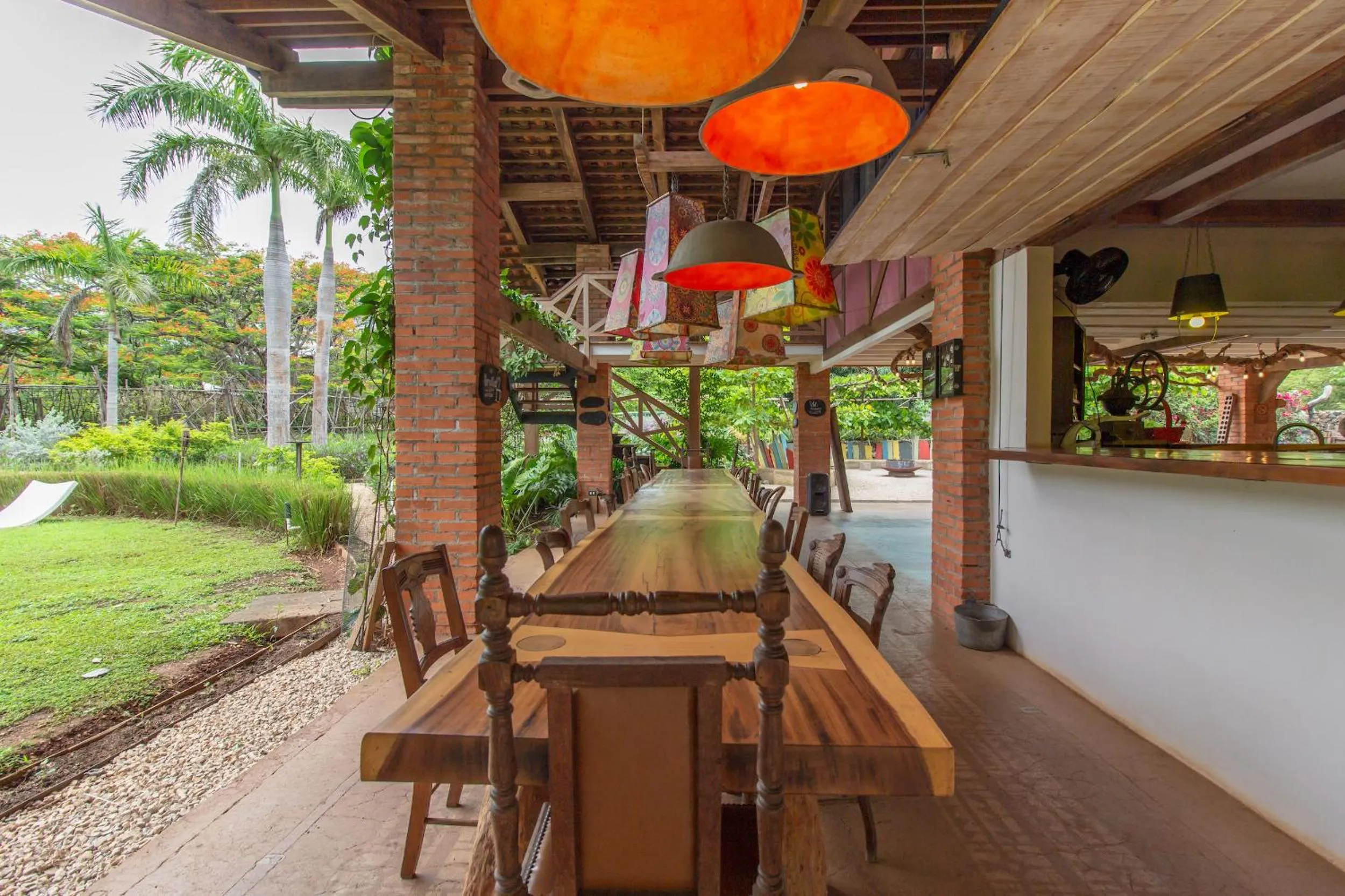 Restaurant/places to eat in Latica Lodge